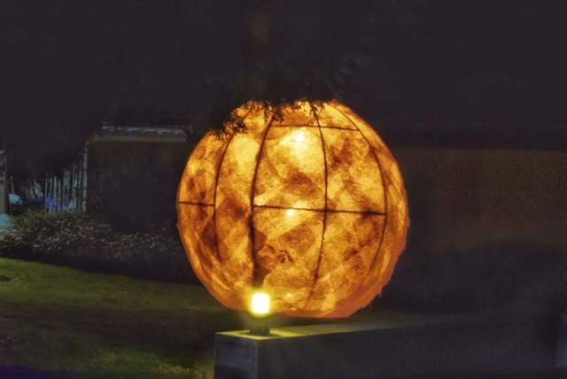 "Moon" by Yuri Kinoshita near the entrance (Photo by Aurora Santiago)