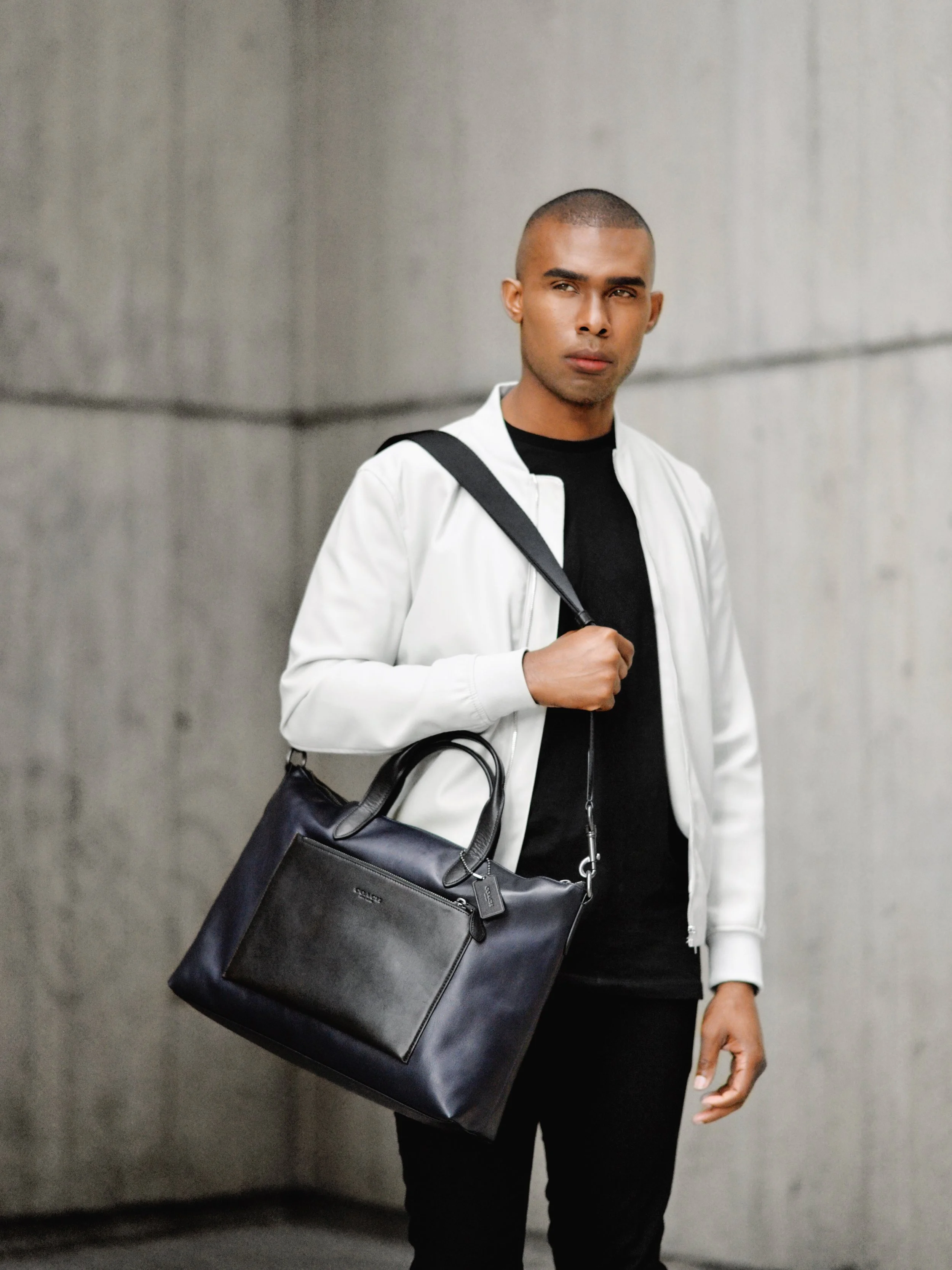 The-Look-Principle-Coach-Spring-2017-MANHATTAN-brief-in-sport-calf-leather.jpg
