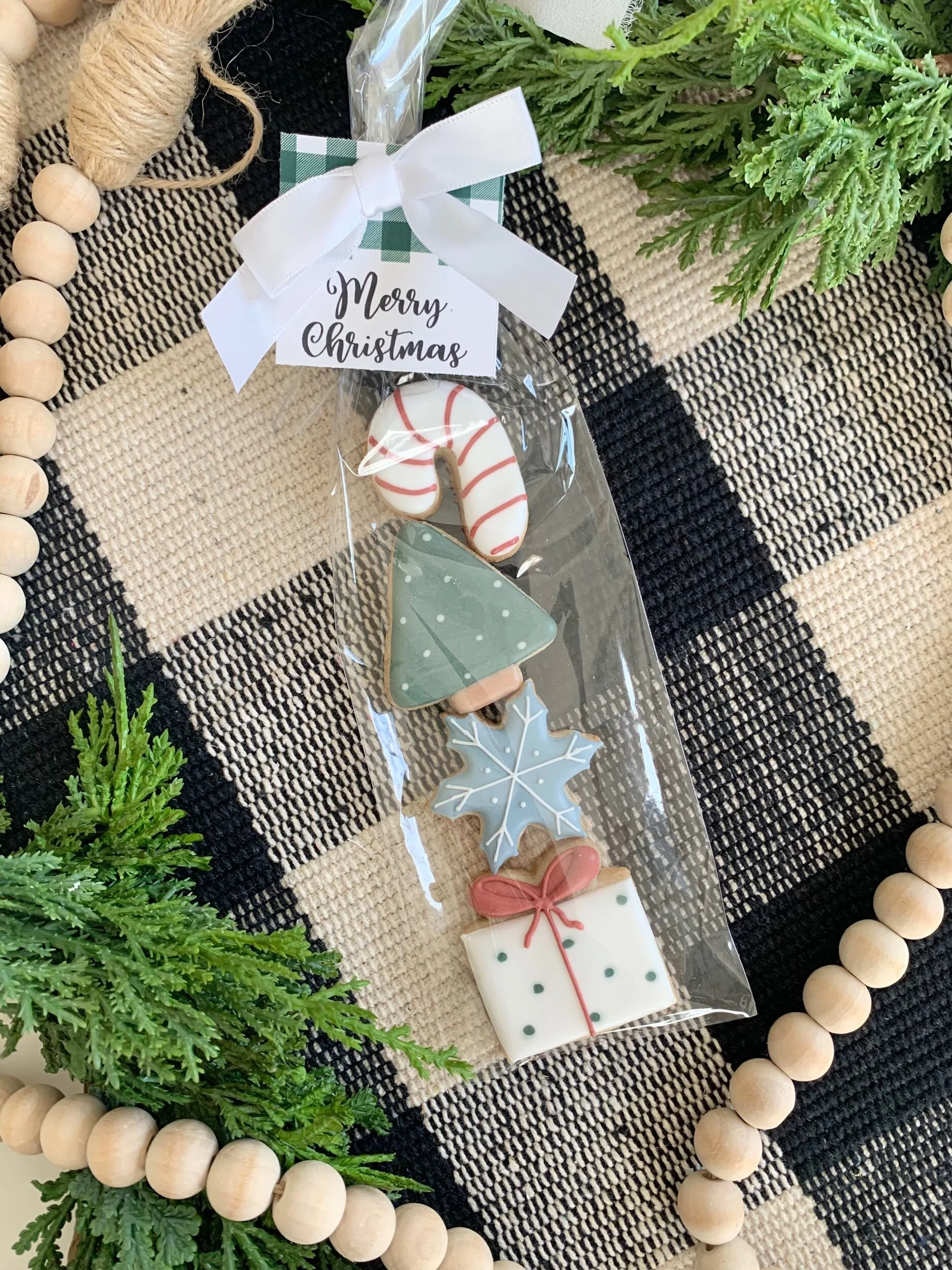 A5AB6168-0803-4FD5-B839-BF05B47B65A0