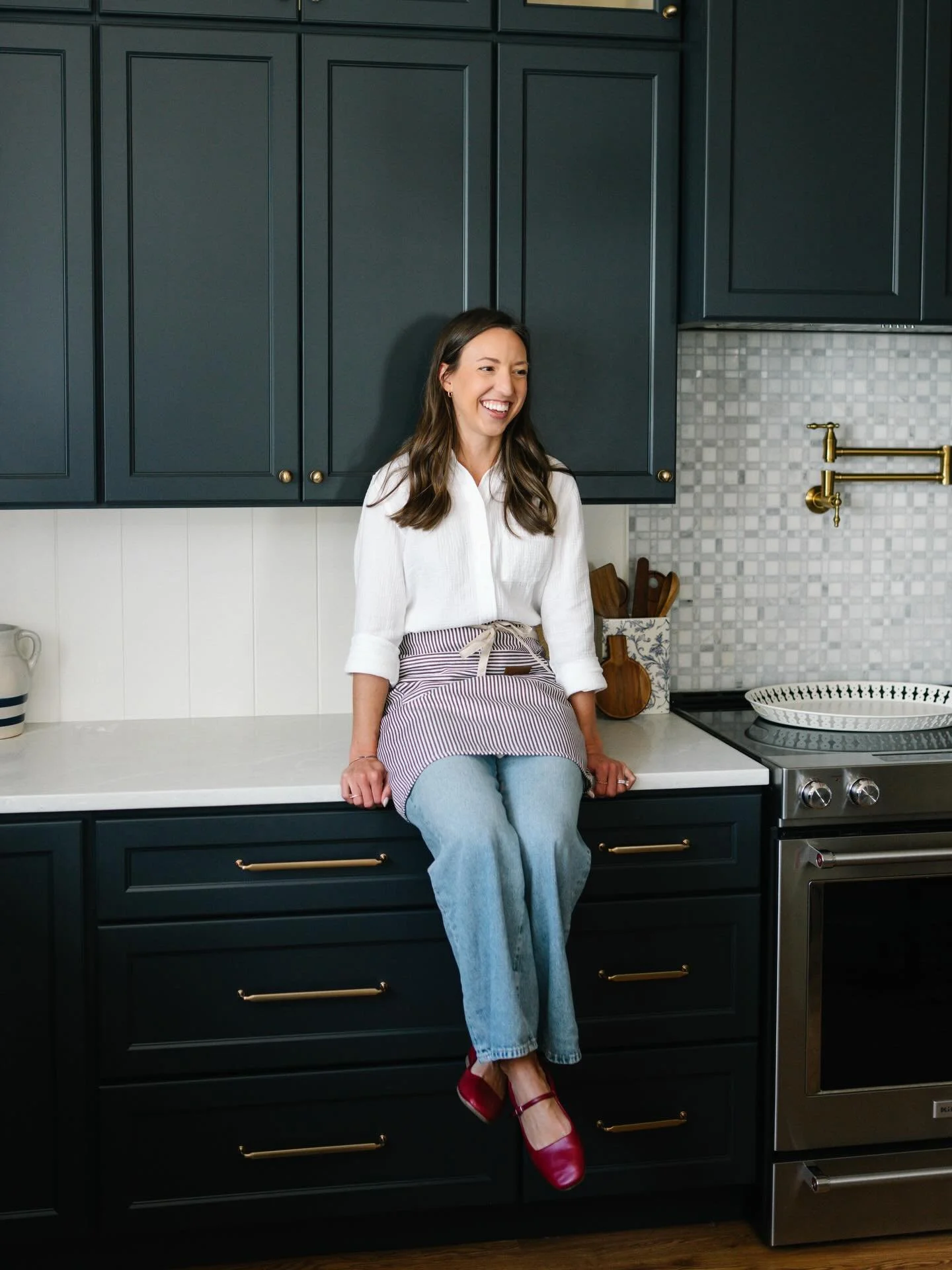 That feeling when you quit your corporate job to be a full time cookie artist! 🤭

Finally spilling the tea on a secret I&rsquo;ve been keeping for months! As of today, I&rsquo;m a corporate drop out 🥳 and will be baking full time! I&rsquo;ve never 