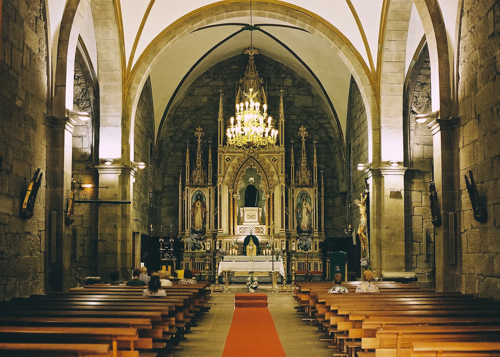 F1000012.jpg
