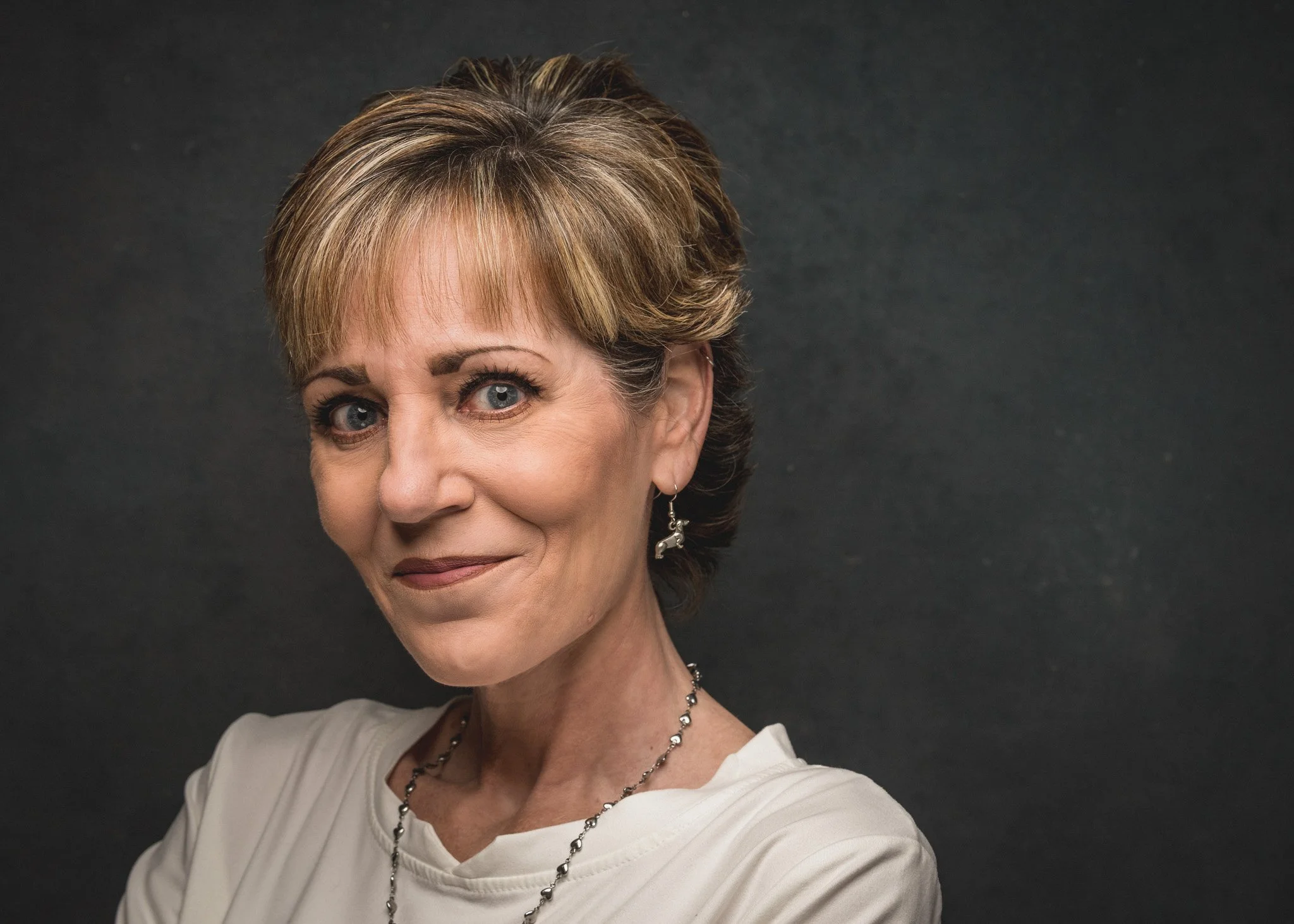 Professional-Headshots-Woman.jpg