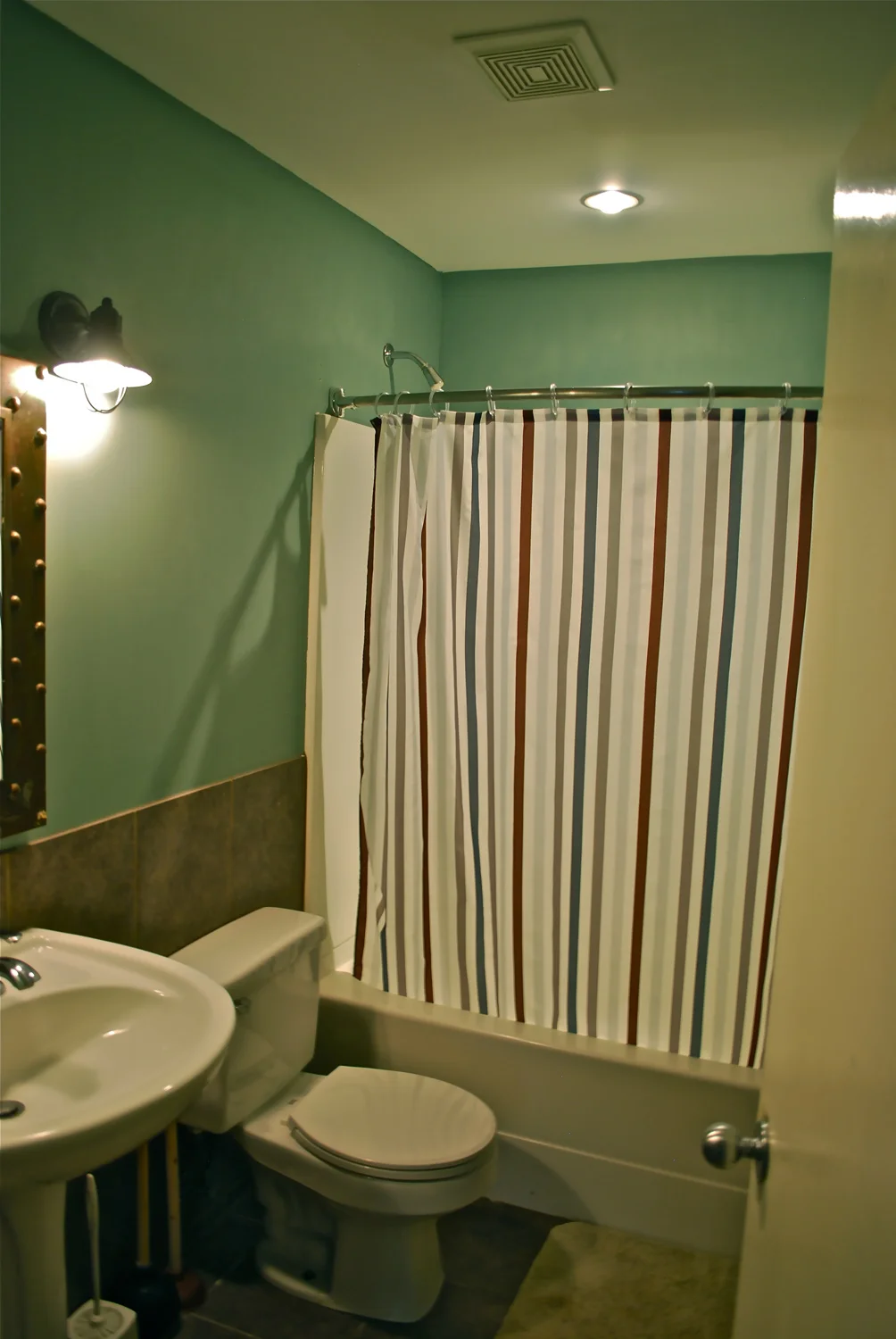 Wolfpack Bathroom