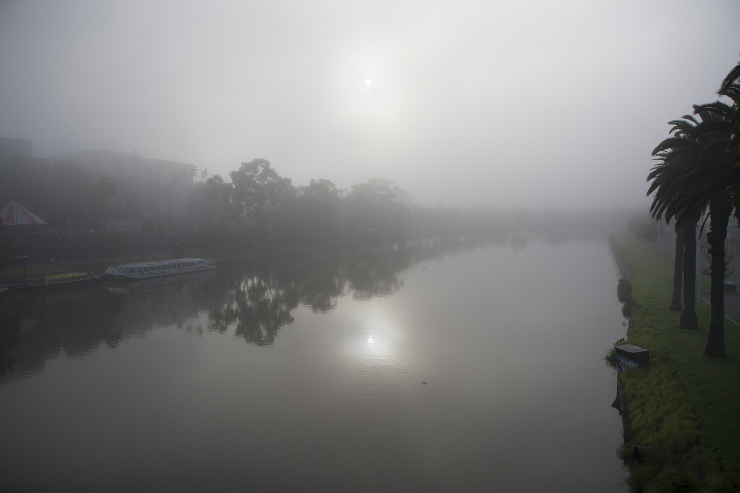 YARRA RIVER / MELBOURNE