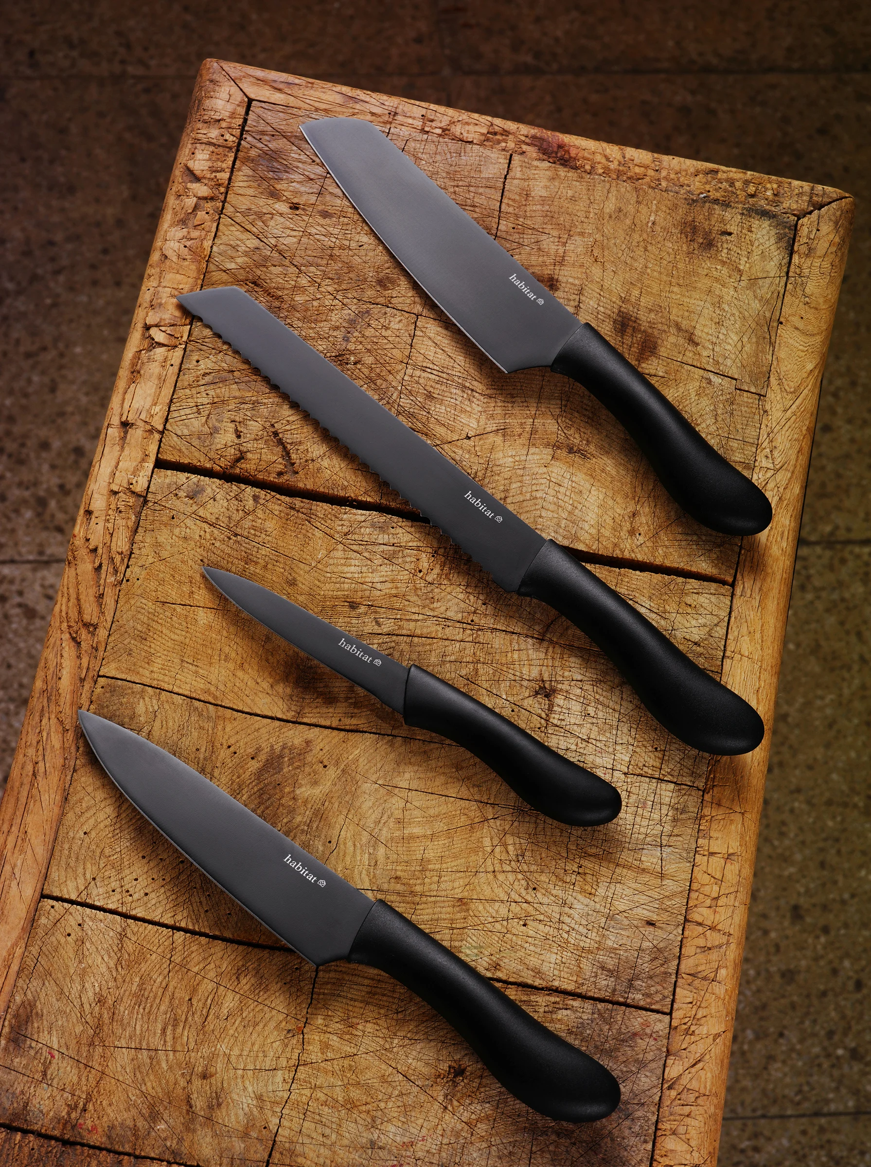 KNIVES.jpg