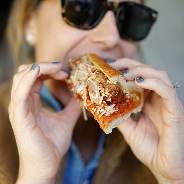 THE WEXFORD
roasted meatball, jalapeno aioli, swiss cheese, parmesan, lettuce, marinara