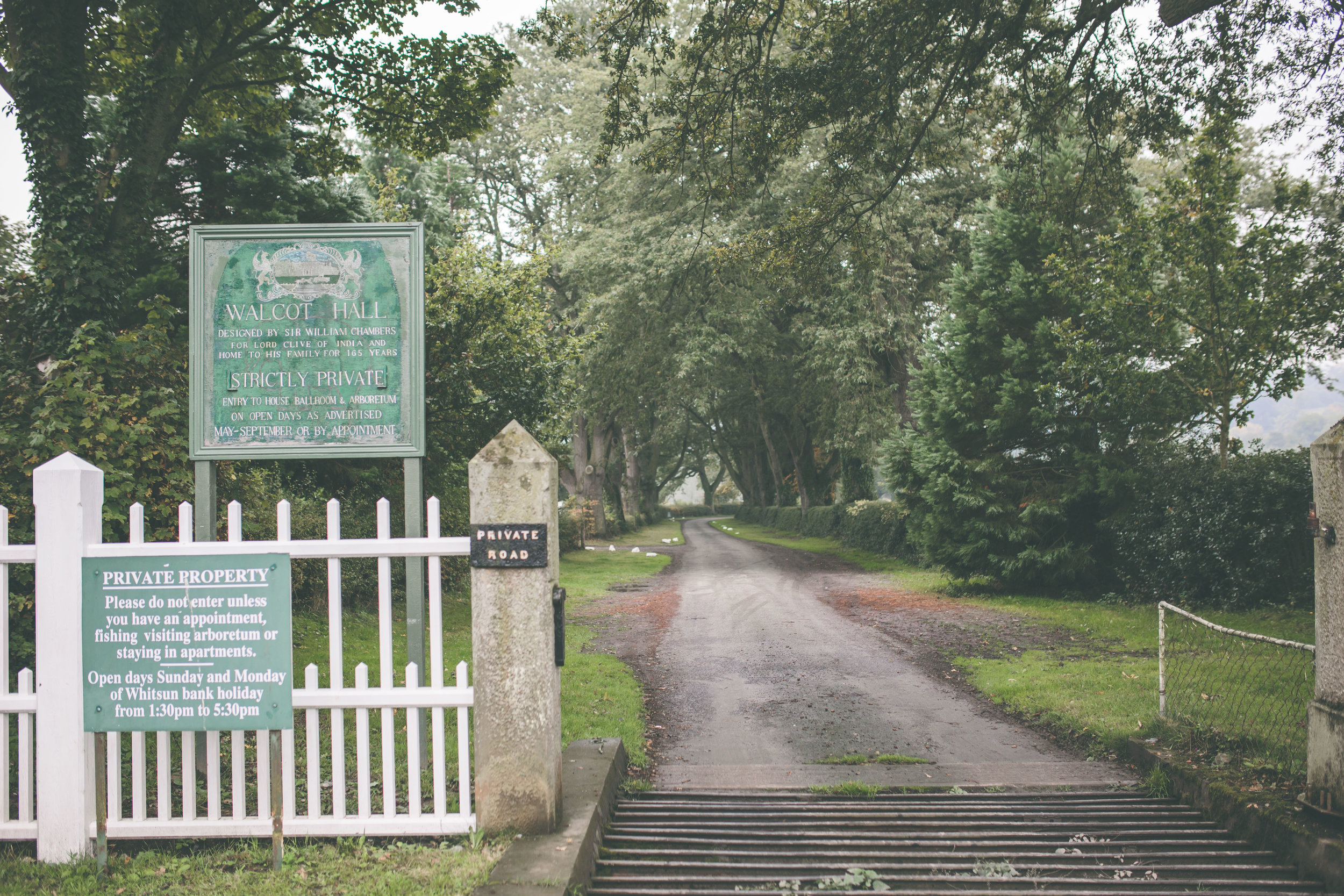 Olivia Moon Photography_ Walcot Hall_M&G-1.jpg
