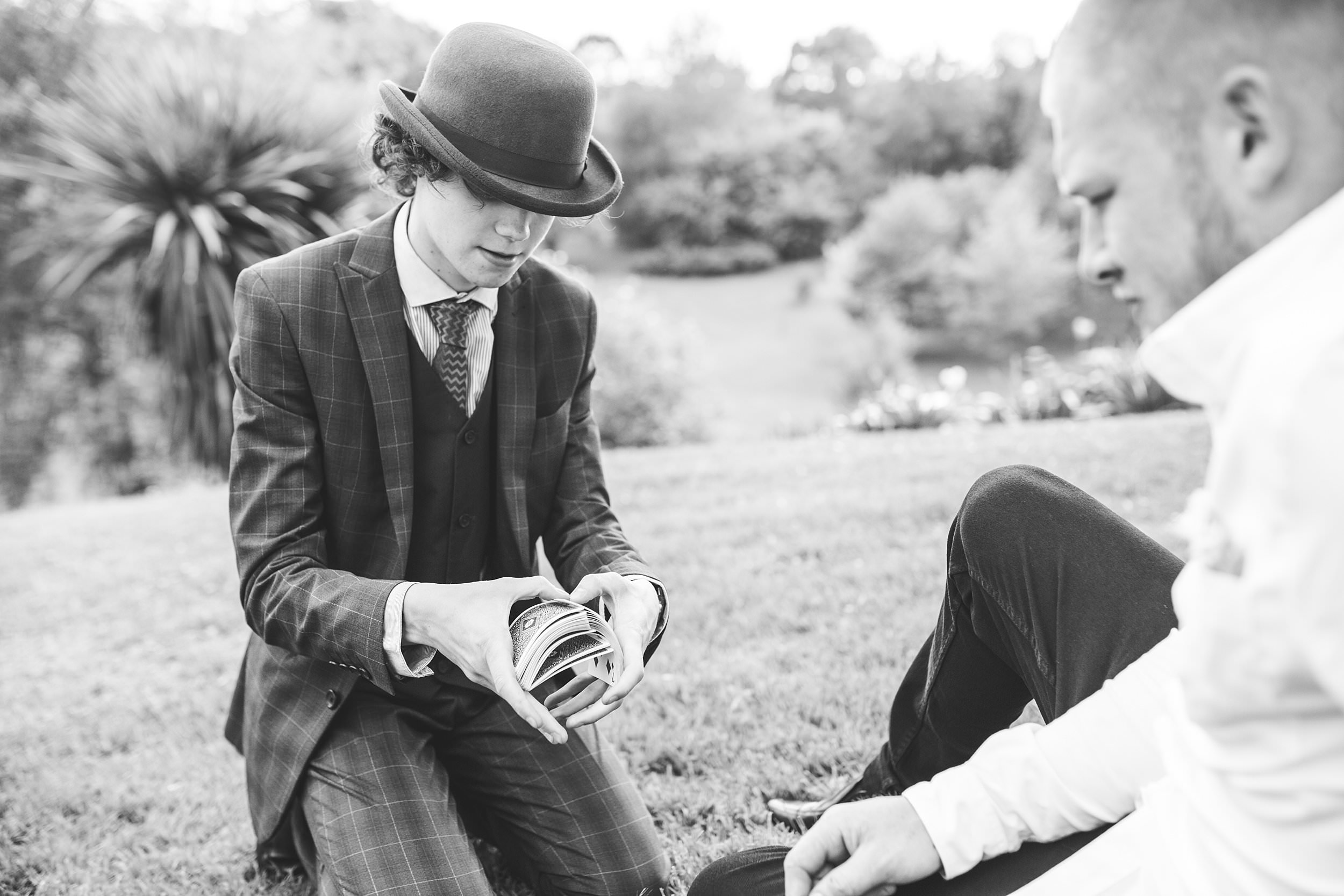 Cornwall Wedding photographer Cutlinwith Farm