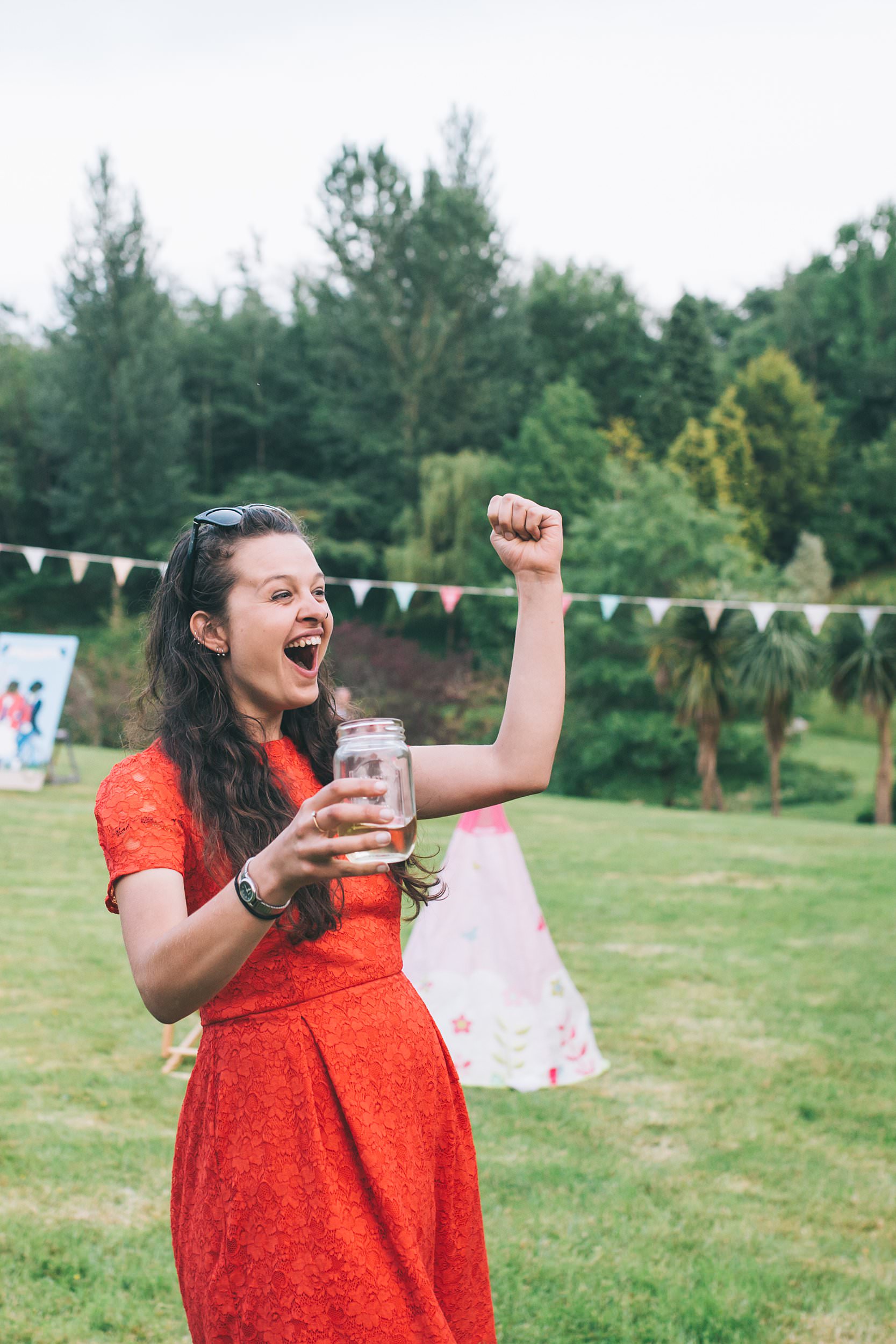 Cornwall Wedding photographer Cutlinwith Farm
