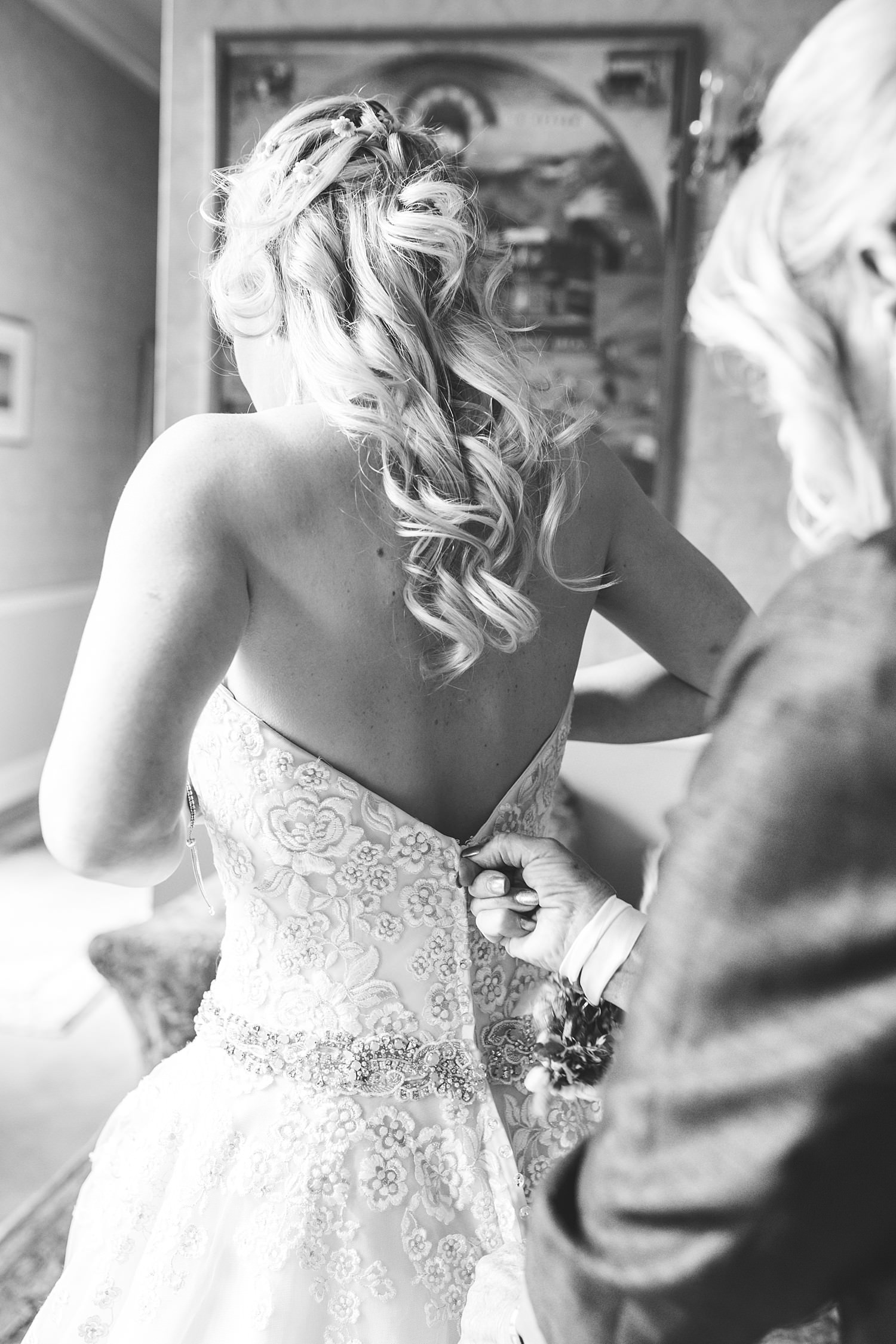 Festival wedding photographer cornwall shropshire