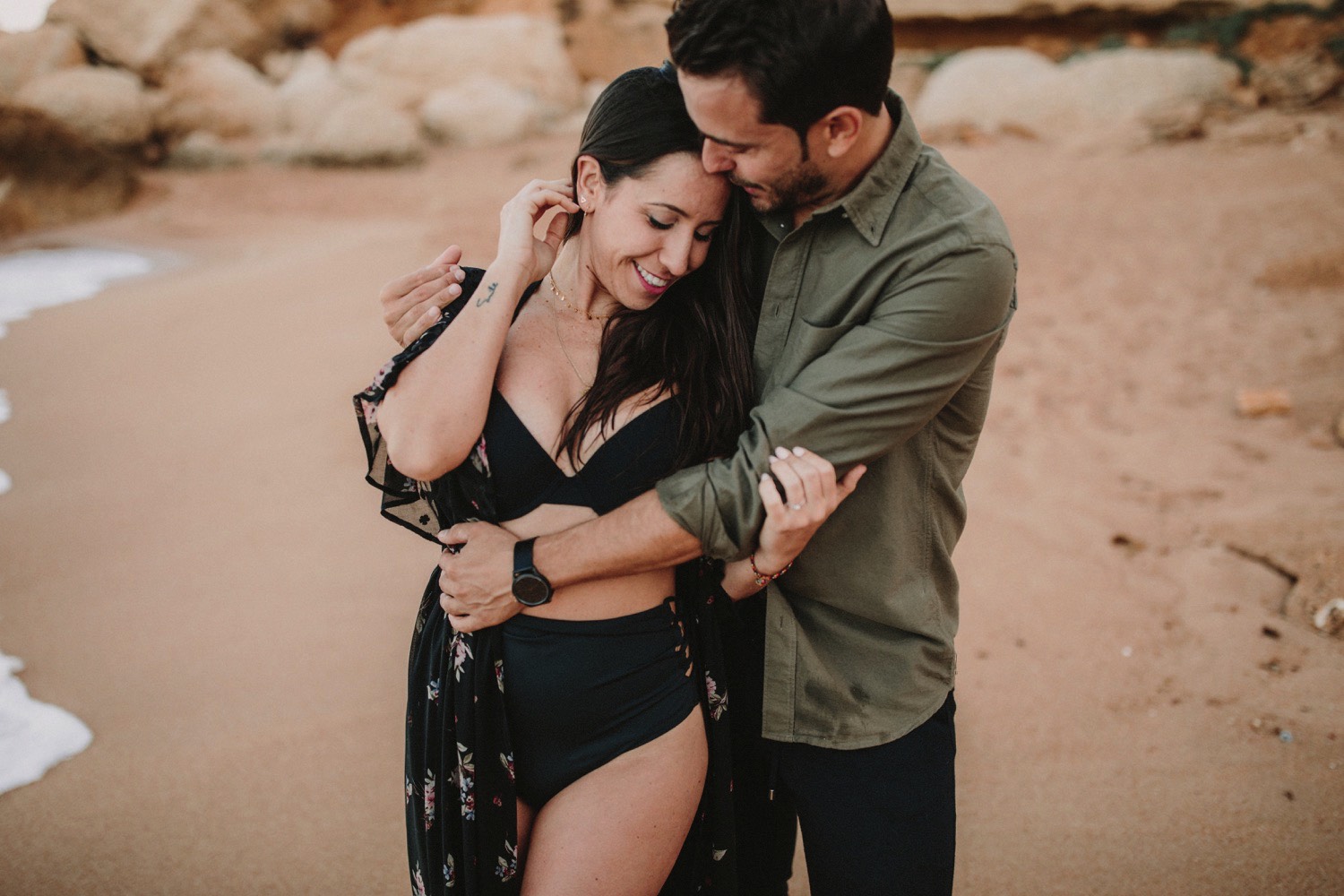 00020_868A7508-ASE_preboda_playa_engagement_weddingengagement_engagementsession_mar_ernestovillalba_cadiz.jpg