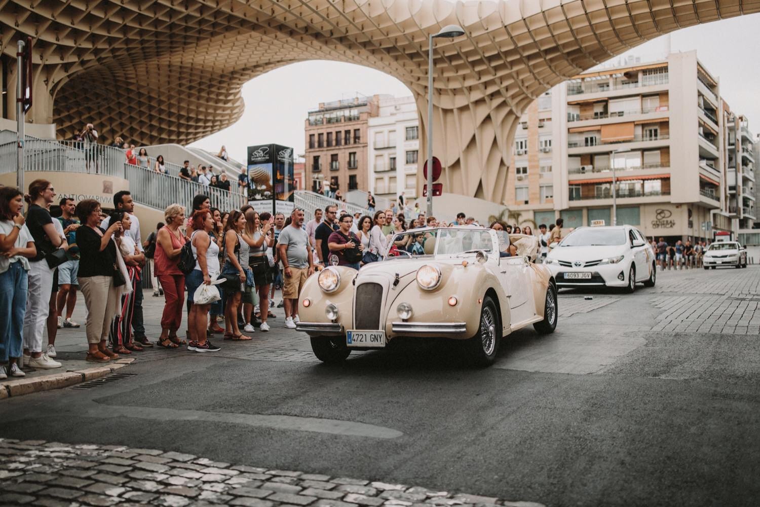 seville_wedding_photographer_hacienda_la_soledad_hotel_alfonsoxiii_fotografodebodas_sevilla_nigerian_wedding_084-.JPG