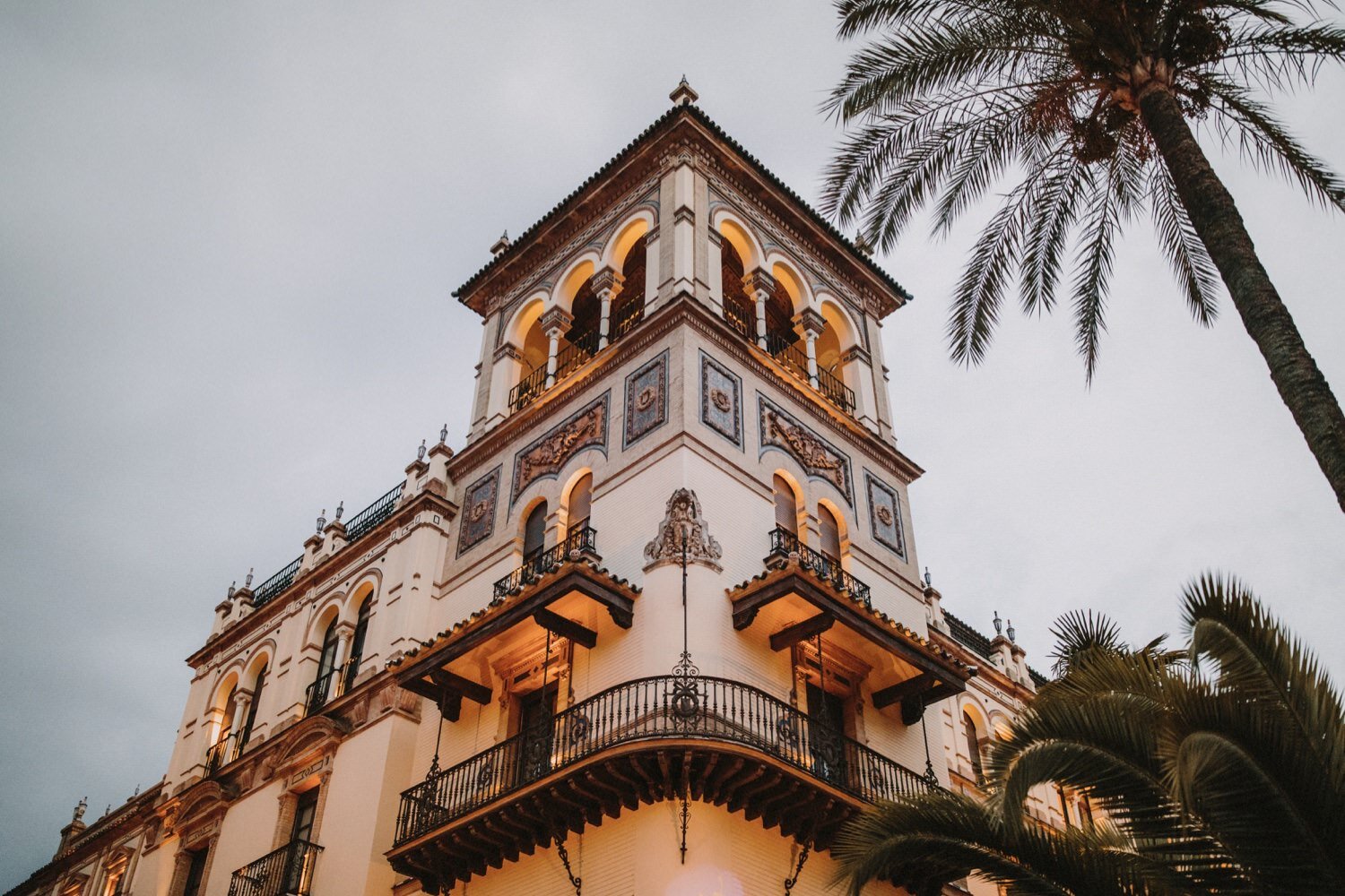 seville_wedding_photographer_hacienda_la_soledad_hotel_alfonsoxiii_fotografodebodas_sevilla_nigerian_wedding_132-.JPG