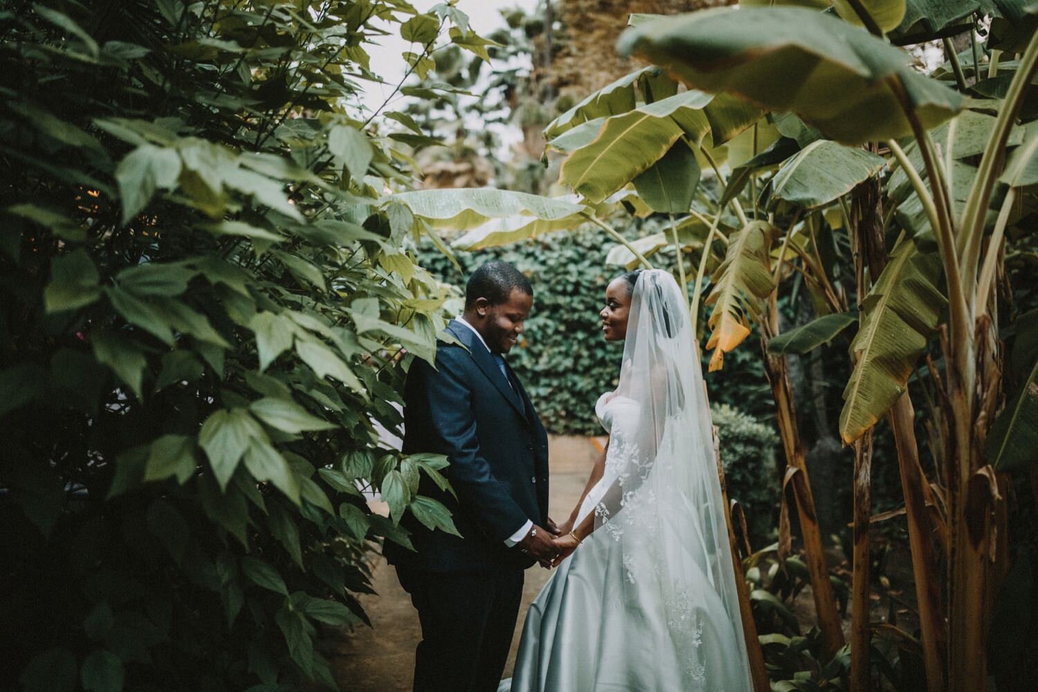 seville_wedding_photographer_hacienda_la_soledad_hotel_alfonsoxiii_fotografodebodas_sevilla_nigerian_wedding_141-.JPG