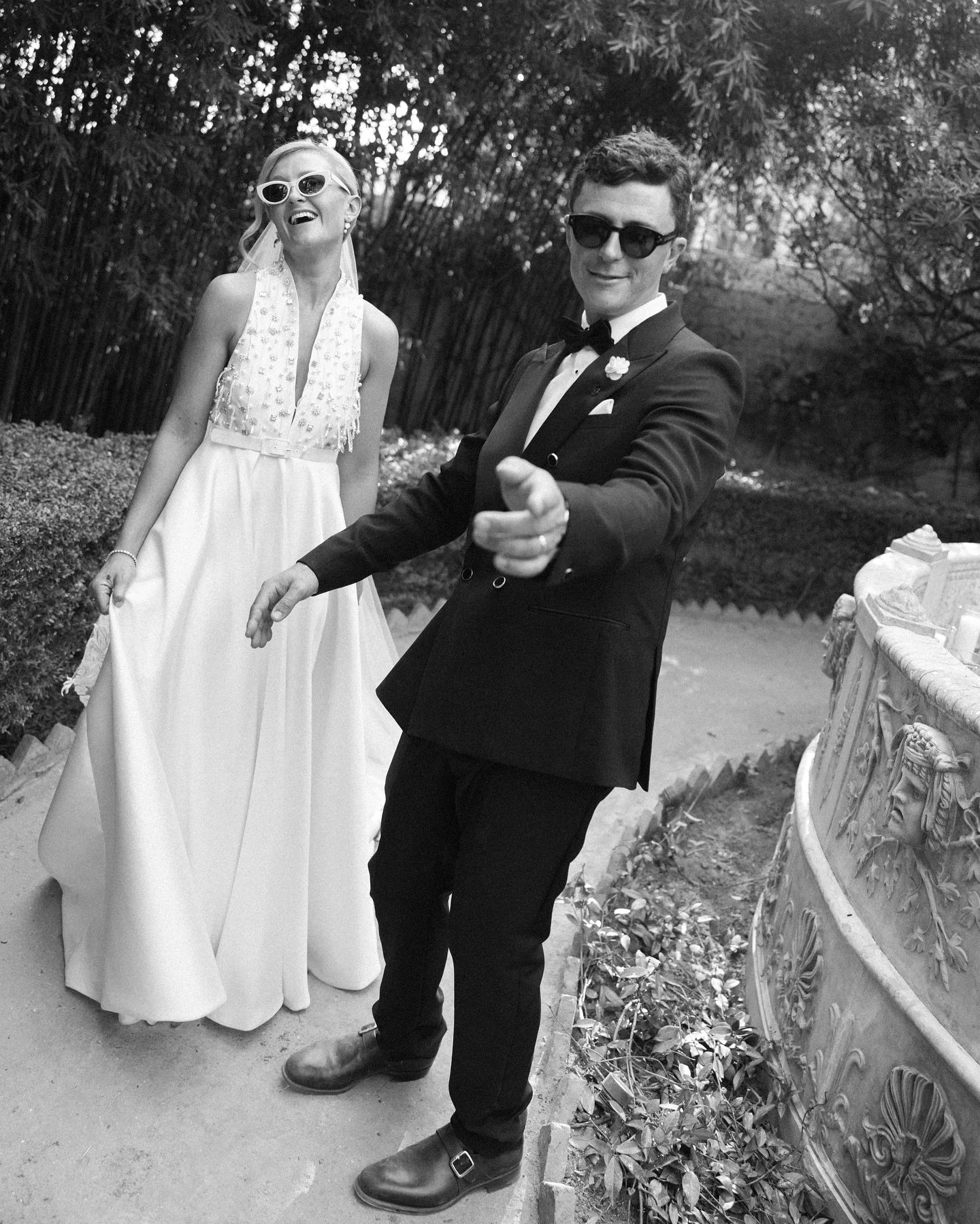 Motion and emotion.
@adriantoscanofilmstories @verdeoliva_floresyeventos @villaluisaeventos @cateringantoniobort @aquarelacakes 
#weddingphotoinspiration #weddingphotography #photographersevilla ##sevillaweddingphotographer #destinationwedding #sevil