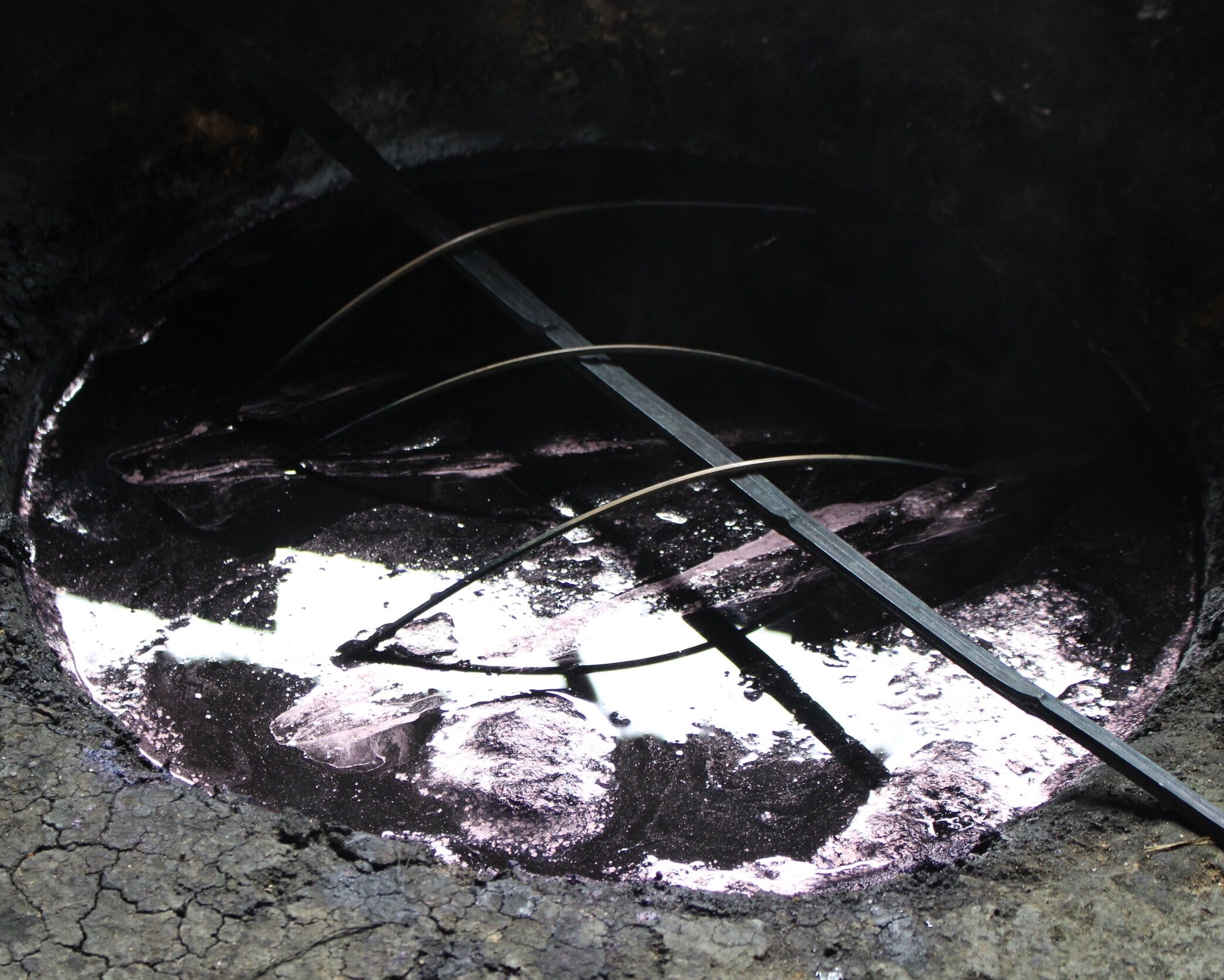Indigo vat at the Higeta Indigo Workshop, Mashiko, Japan. Photo: Mayumi Tsukimura.