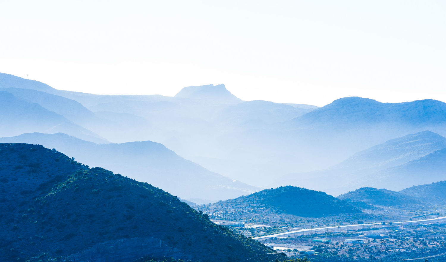 Mountains-in-Oman.jpg