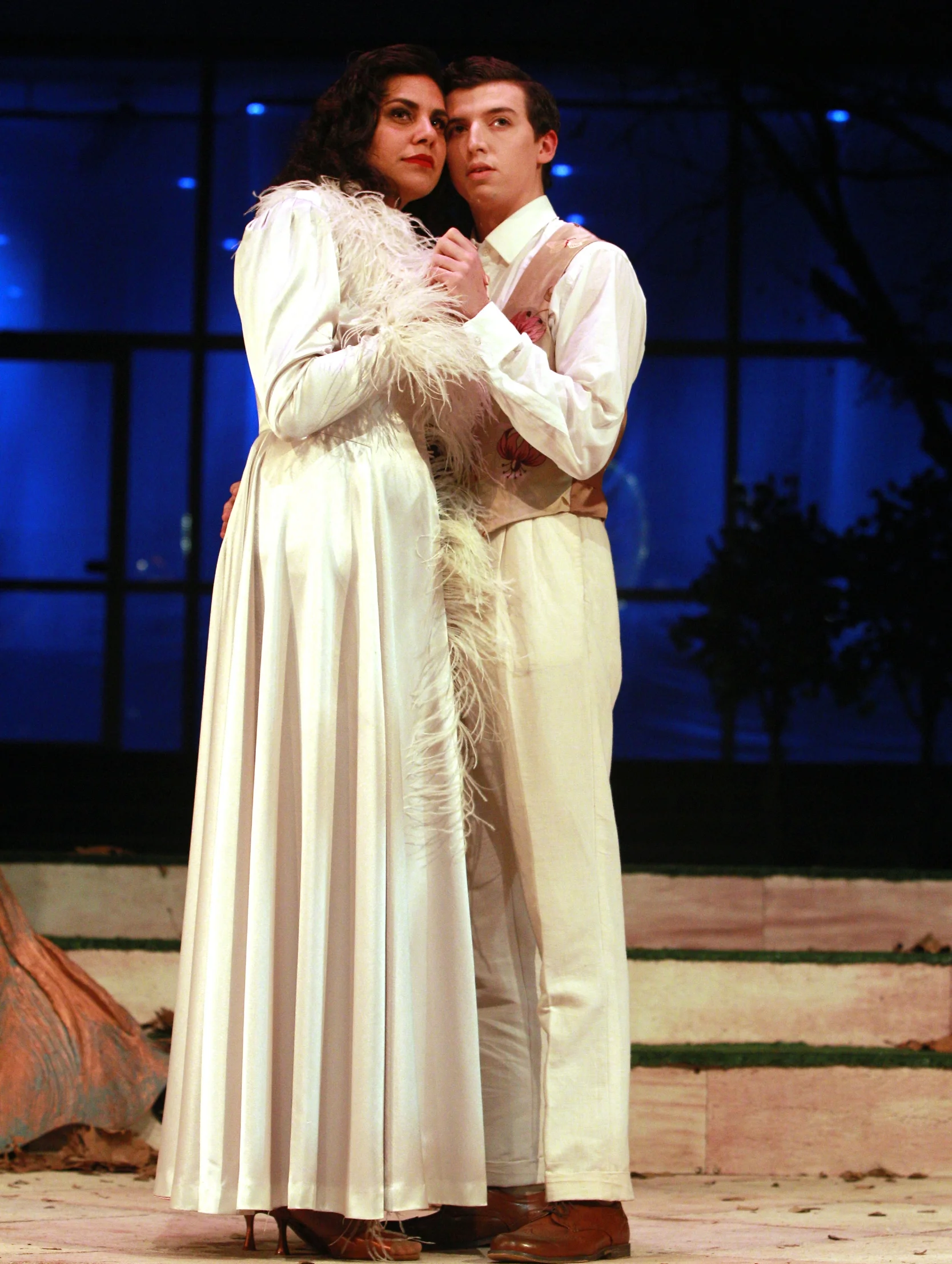 Olivia (Dalara Tompkin-Williams), Sebastian (Chris Ratcliffe)