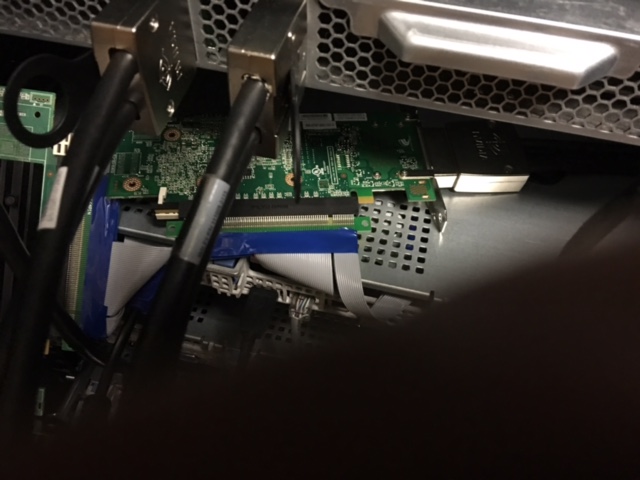 Connecting the PCI-e Riser cable to the host cards