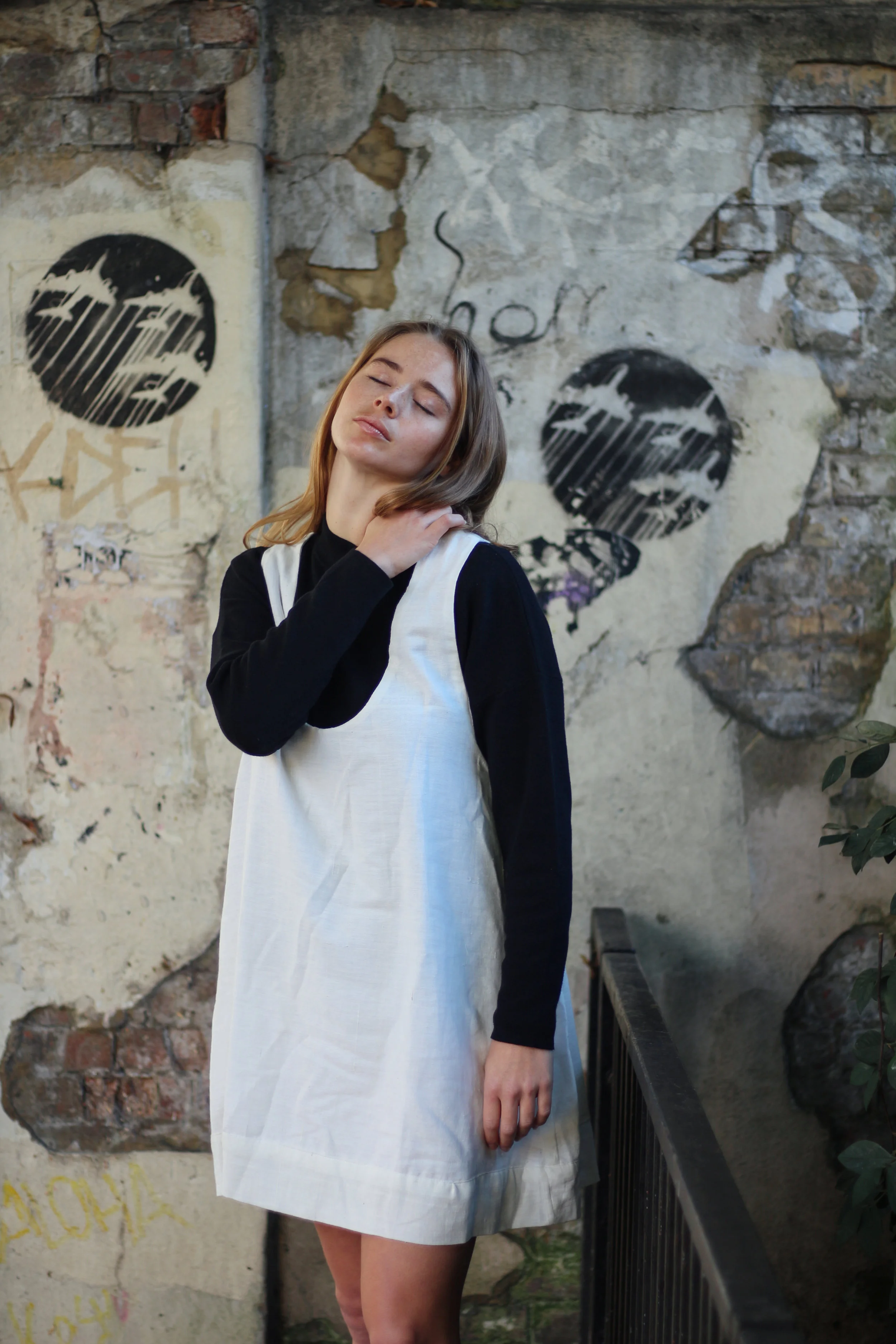 ED 1 THREAD NO 2.___ LOOSE FIT COTTON BIB DRESS-