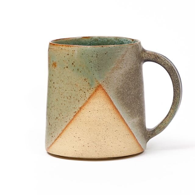 These mugs have all sold out but there are still plenty of other colour options available on my website.

#mugs #mugshot #coffeetime #handmade #handmadeceramics #handmadepottery #moderndesign #madetouse #functional #supportlocal #buylocal #madeinaust