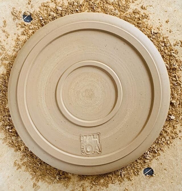 One down, 40 to go 😅 
#dinnerplates #plates #handmade #ceramics #handmadeceramics #supportlocal #smallbusiness #workfromhome #studio #potterywheel #potterystudio #madetoorder #bespoke #functional #homewares #modernceramics #moderndesign #maker #make
