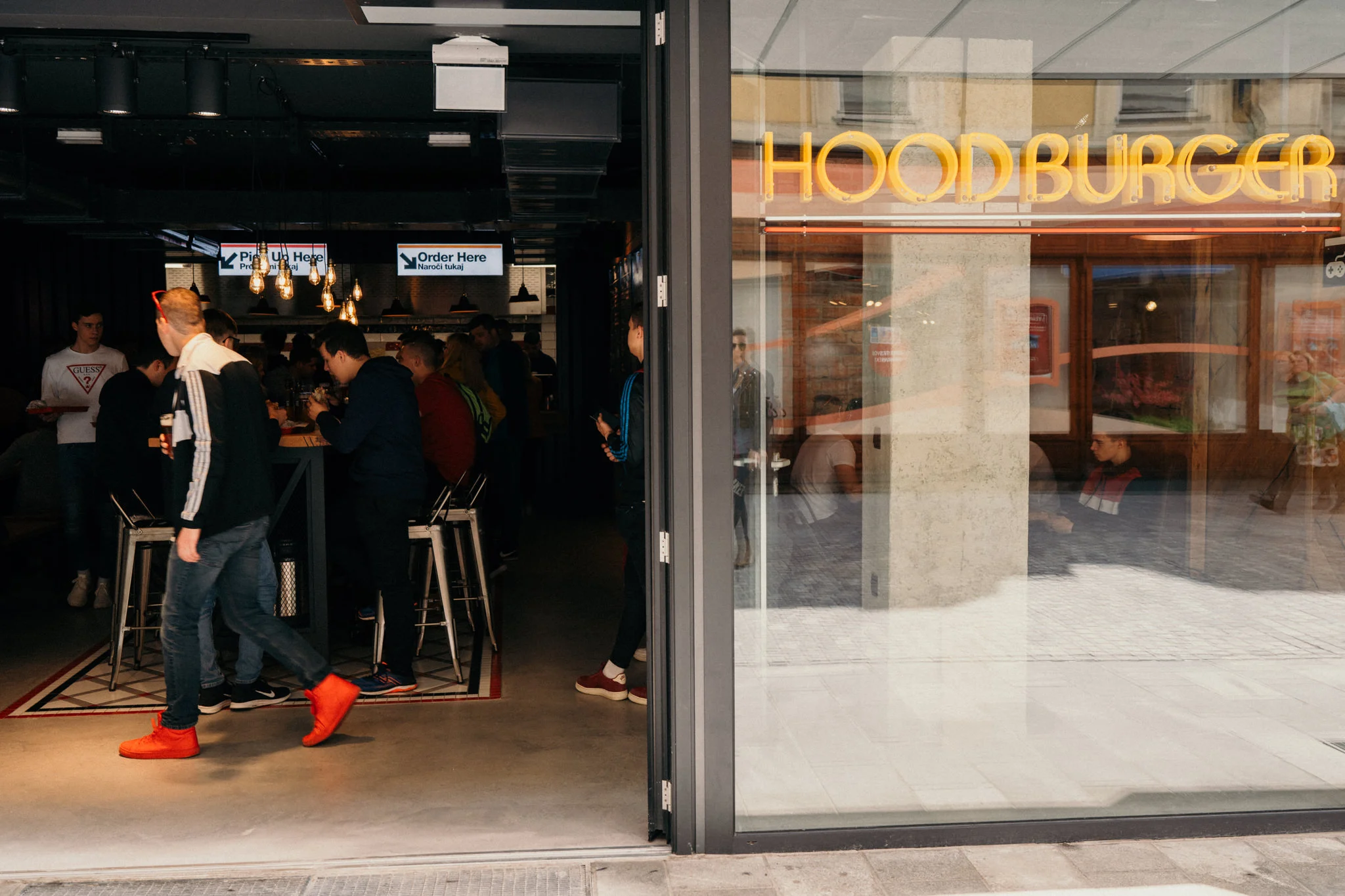 Hoodburger-88.jpg