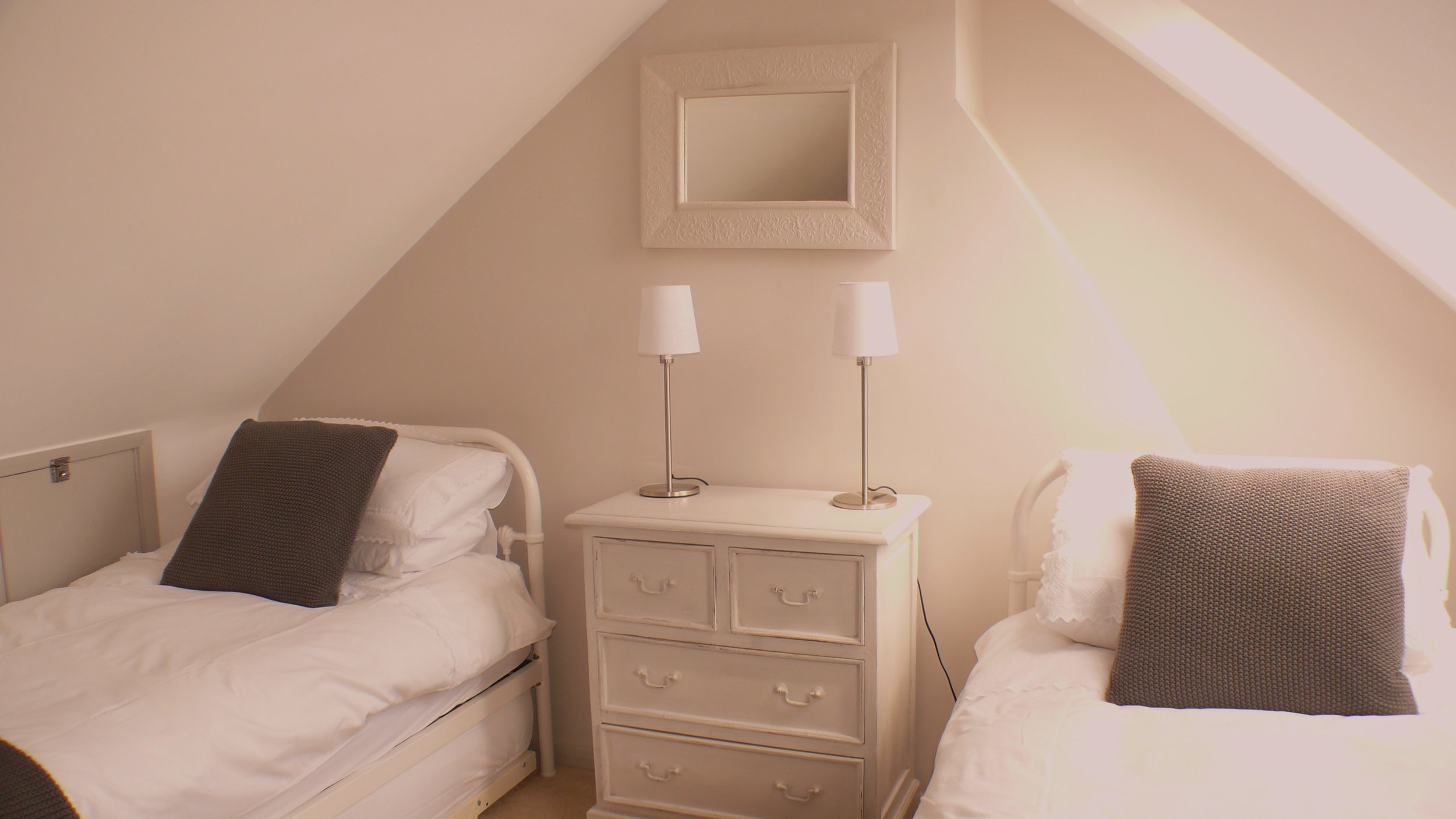 Bub bedroom 3.jpg