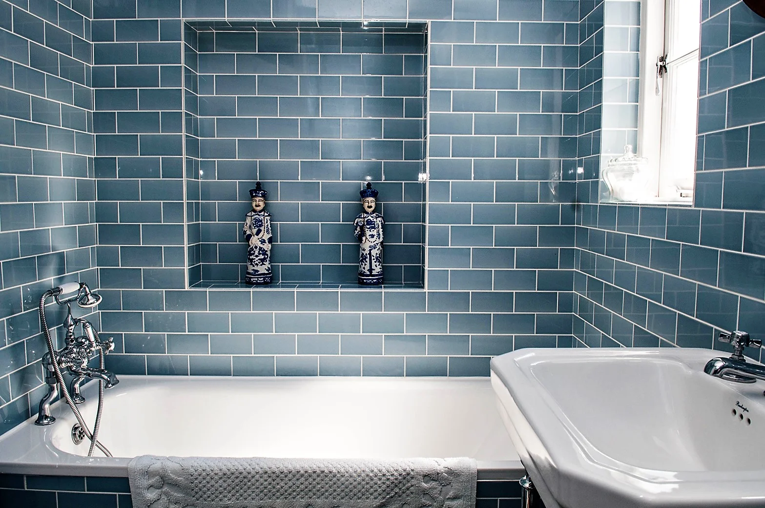 Wavecrest bathroom ground floor.jpg