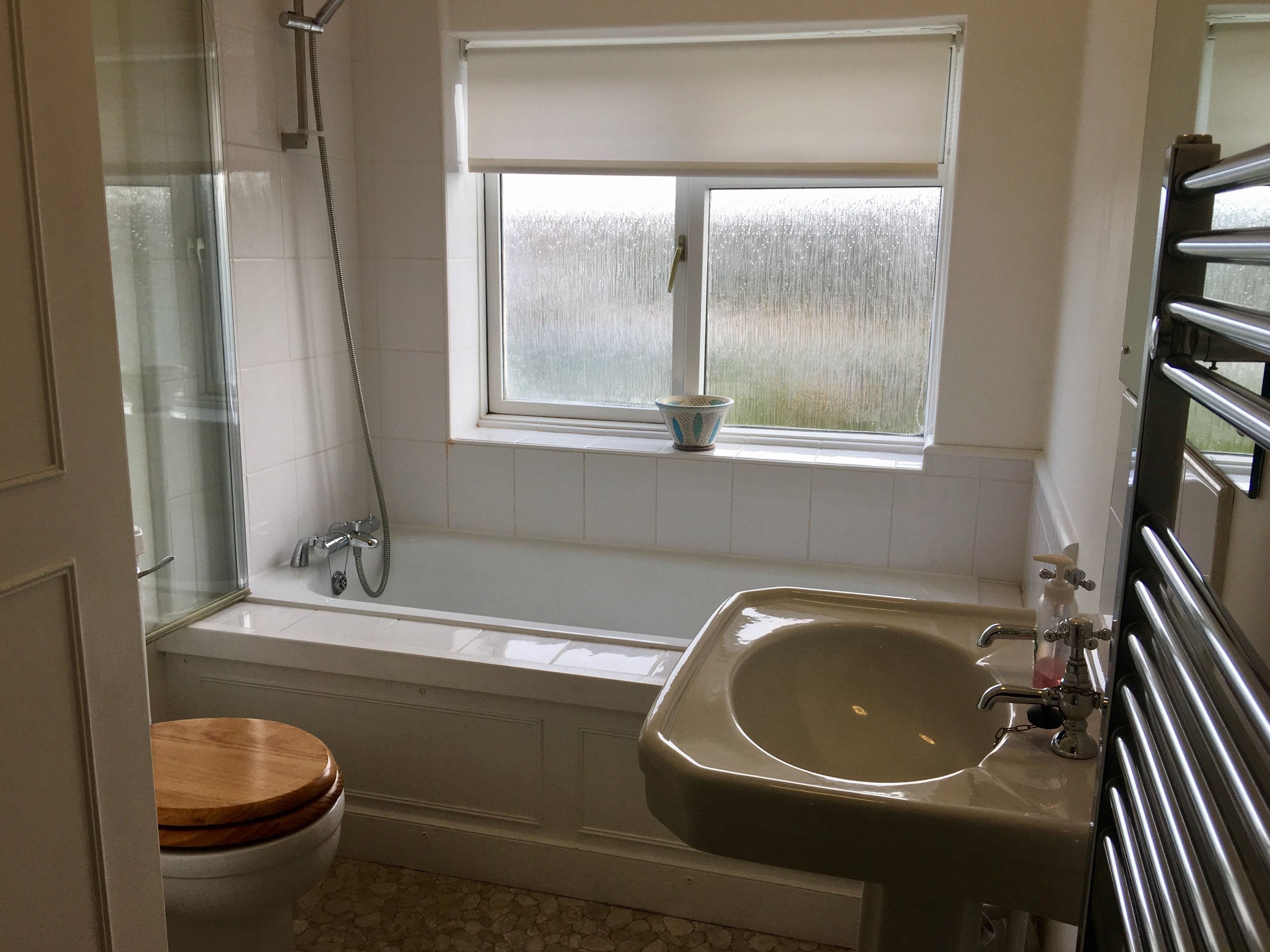 Sunset Bathroom.jpg