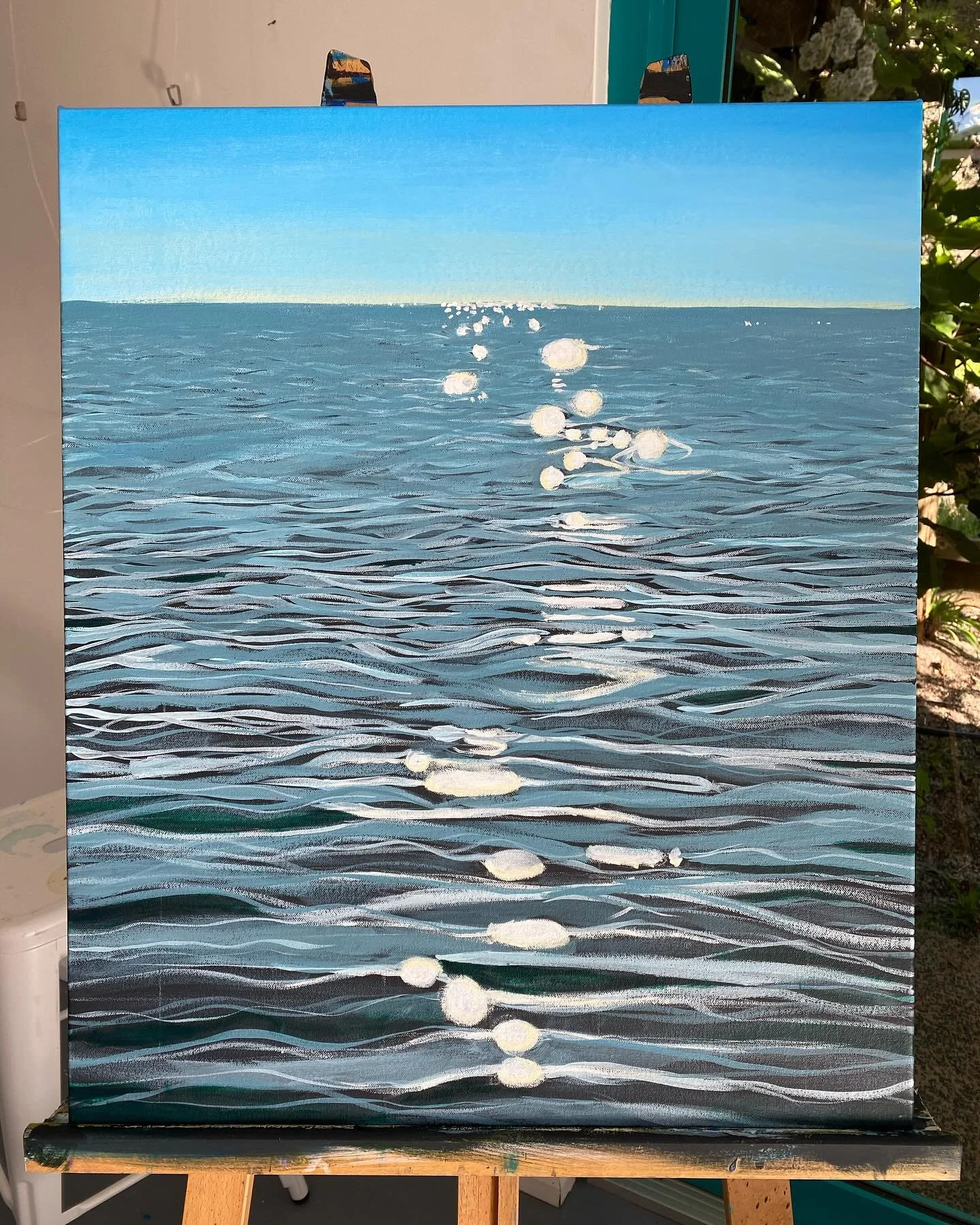 I attended a @kirstywatkinsart workshop today and was learning something new. This piece still needs work but this is what I came home with. 
.
#loreleiammonartist #acrylicpainting #ocean#oceanpainting #paintingworkshop #learningart