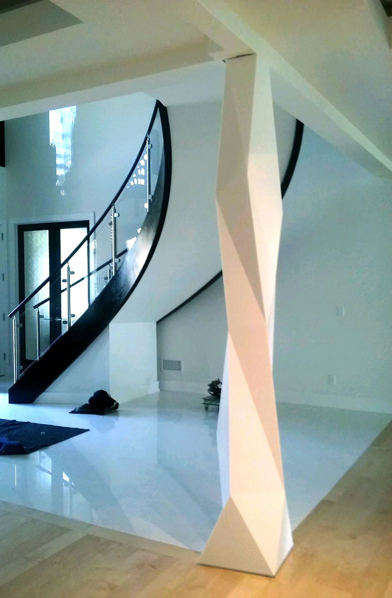 Faceted Column — Associated Fabrication