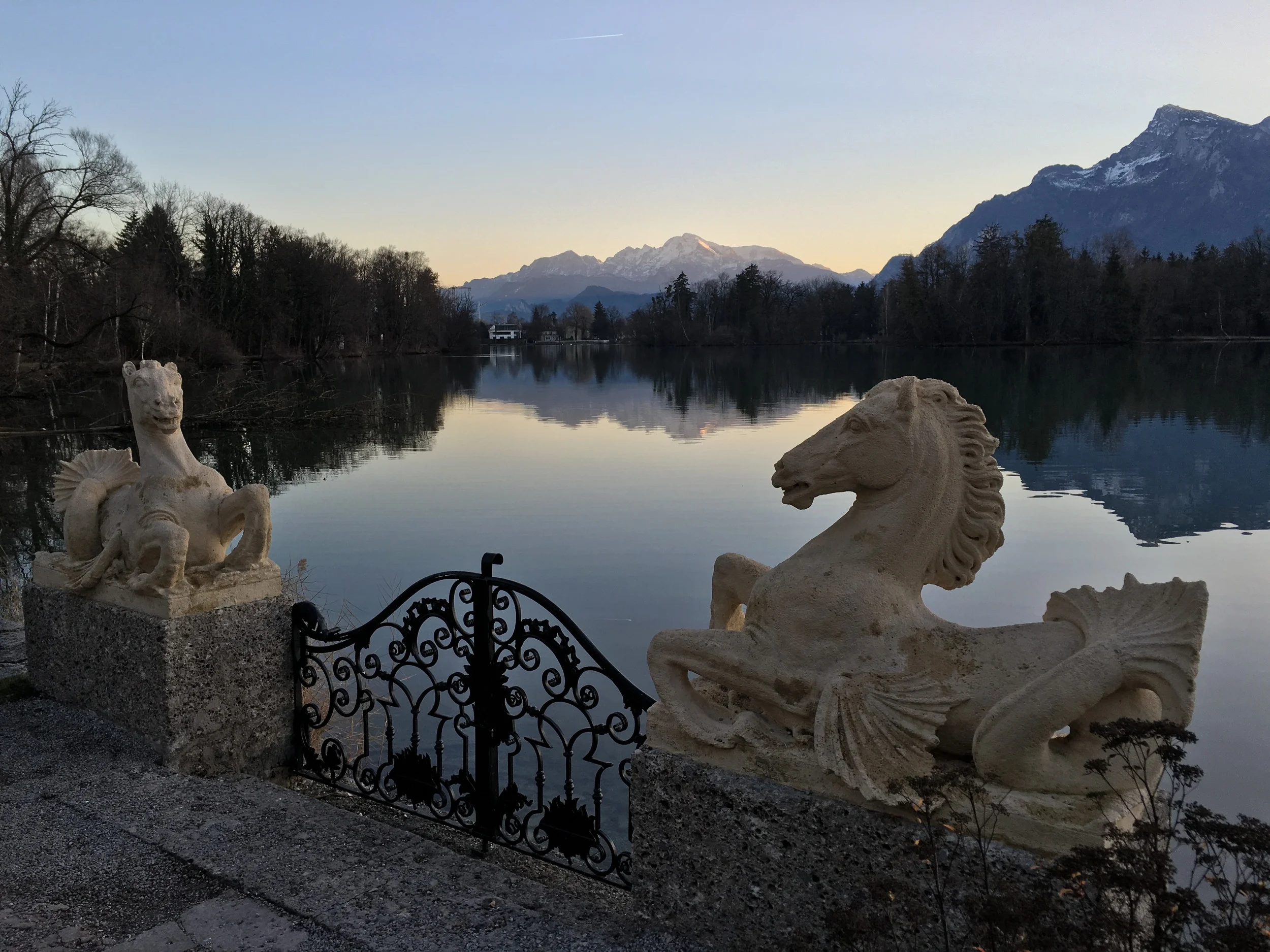 iN AUSTRIA: Sightsleeping at the Sound of Music Palace in Salzburg