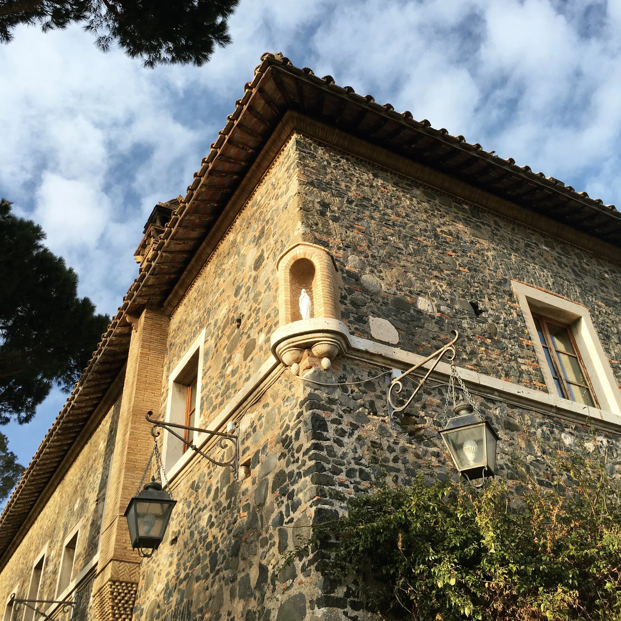 iN ITALY: Sightsleep at a Roman Castle with iNSIDE EUROPE