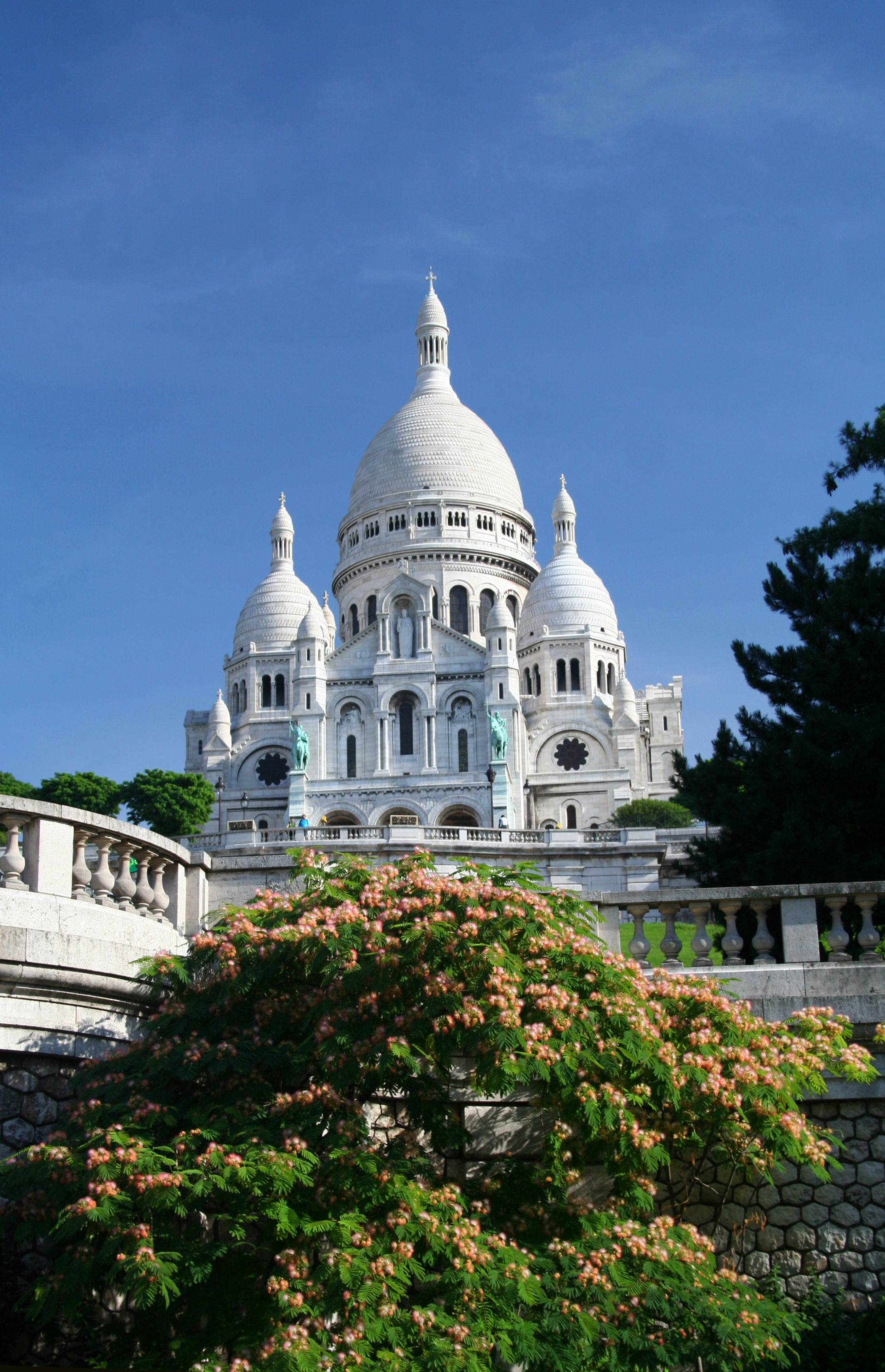 F_Paris_Sacre-Coeur_Basilica-2.jpg