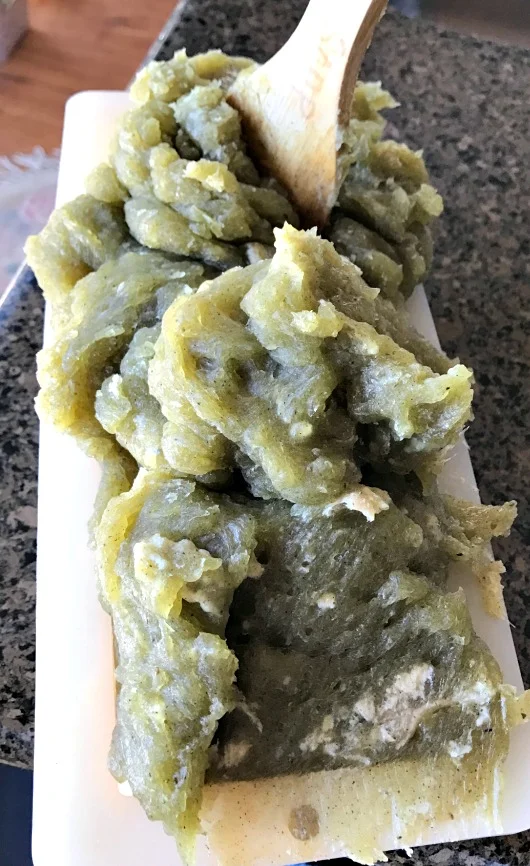 If you have too much soap for the mold, that's ok. You'll have a kind of "bread" top. You have two choices with it. You can either let it harden and cool, with a very rough, rustic appearance; or you can wait about an hour, then slice the top right off, leaving a smooth top, kind of like cold process soap or the bars in the stores. You can use the top too! Form it into soap balls or just slice & use! Options are awesome, right?