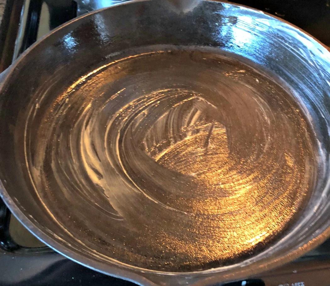 My favorite pans to cook or bake with are cast iron ....They are non-toxic, plus provide your body with extra iron! Win! 