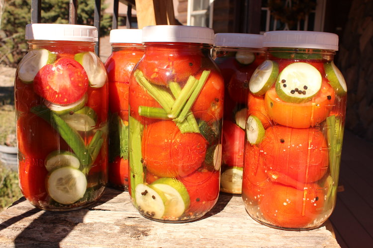 Don't these jars look incredible? This is the recipe for Fermented Russian Tomatoes. 