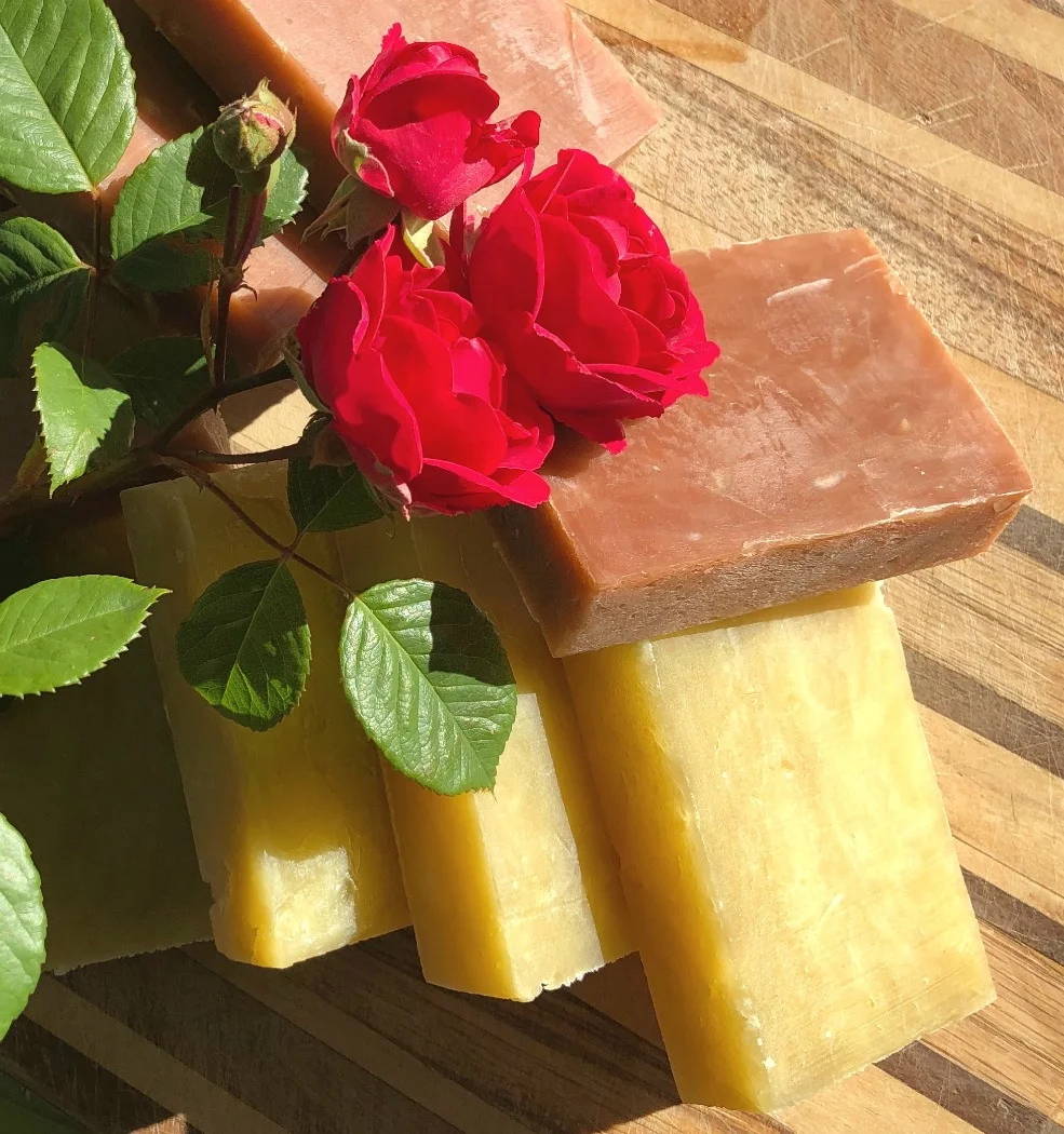 Handmade soap making is a popular topic right now! It’s easy! I think everyone should either make (or buy) natural soaps. It’s better for you!