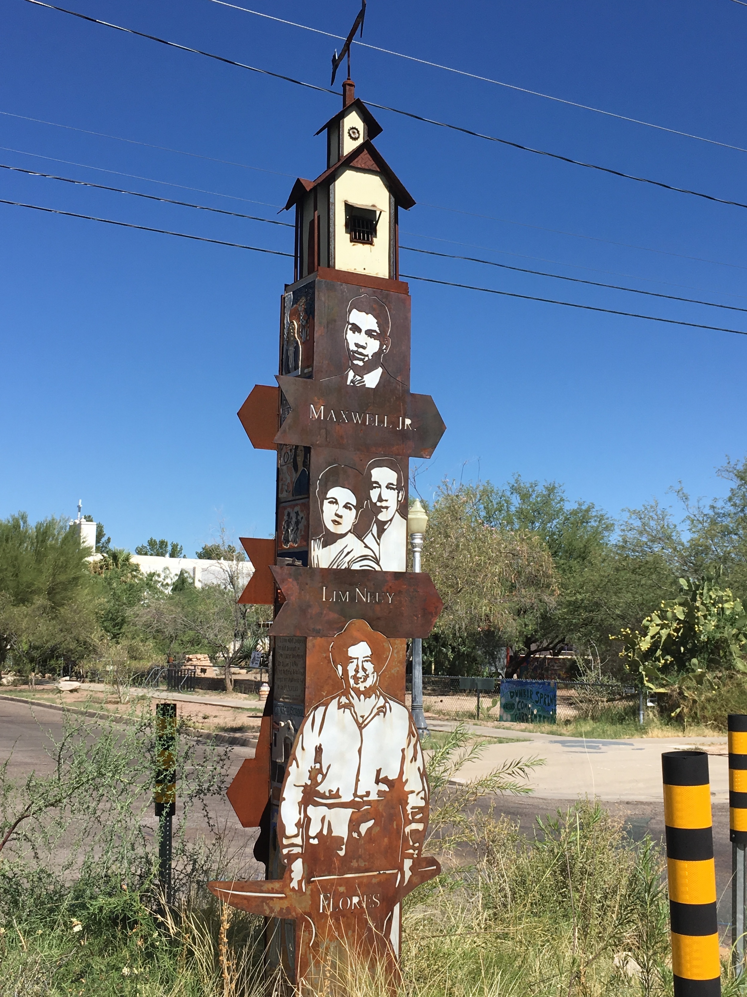 This traffic roundabout honors several early and important residents and business people in the neighborhood. The area gets its name from poet Paul Lawrence Dunbar and teacher John Spring. Most of the neighborhood developed between about 1900 and the 1930s.