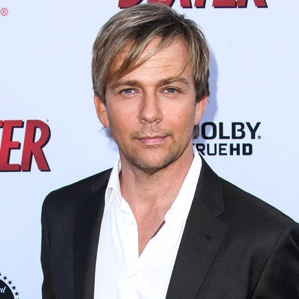 seanflanery-shoparty1.jpg