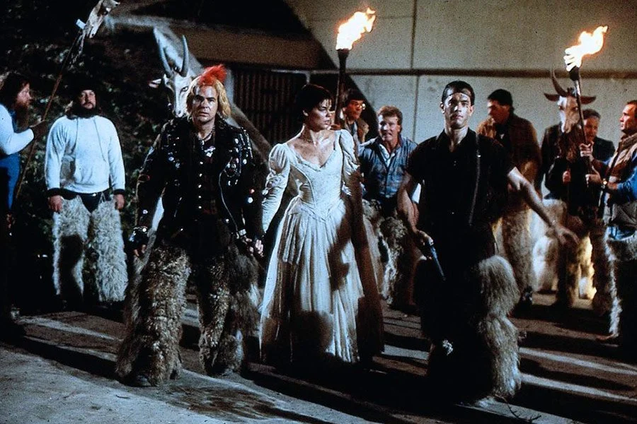 576e00d461545-Dan-Aykroyd-Tom-Hanks-Alexandra-Paul-Dragnet-la-pelicula.jpeg