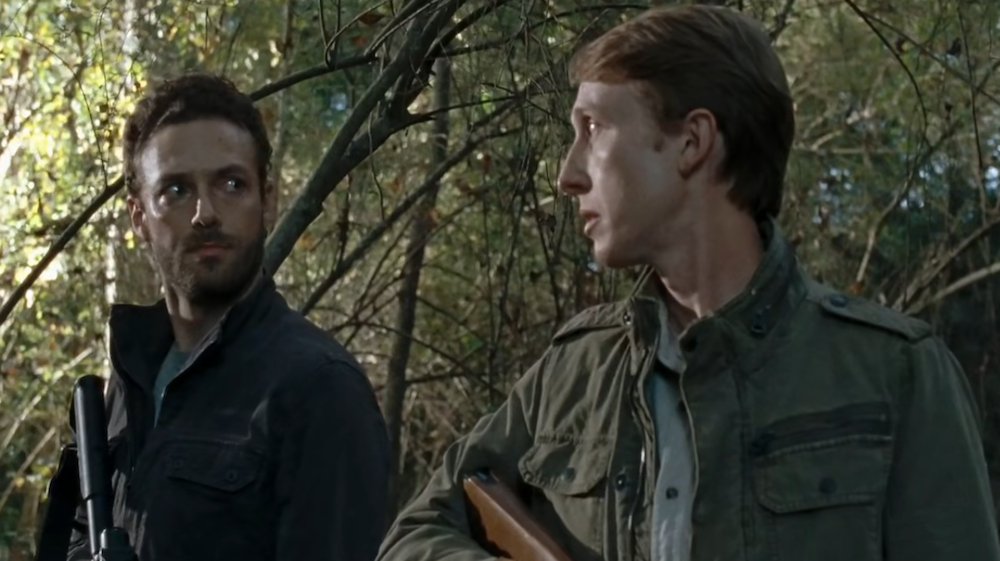 The-Walking-Dead-7.15-Something-They-Need-Aaron-and-Eric.png