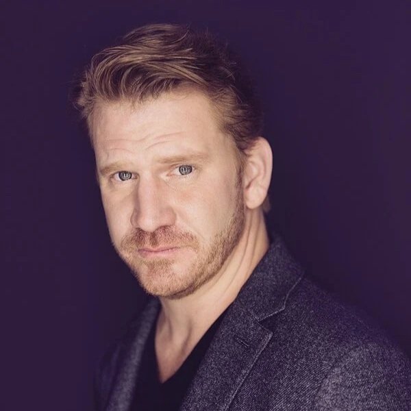 dash-mihok-portrait.jpg