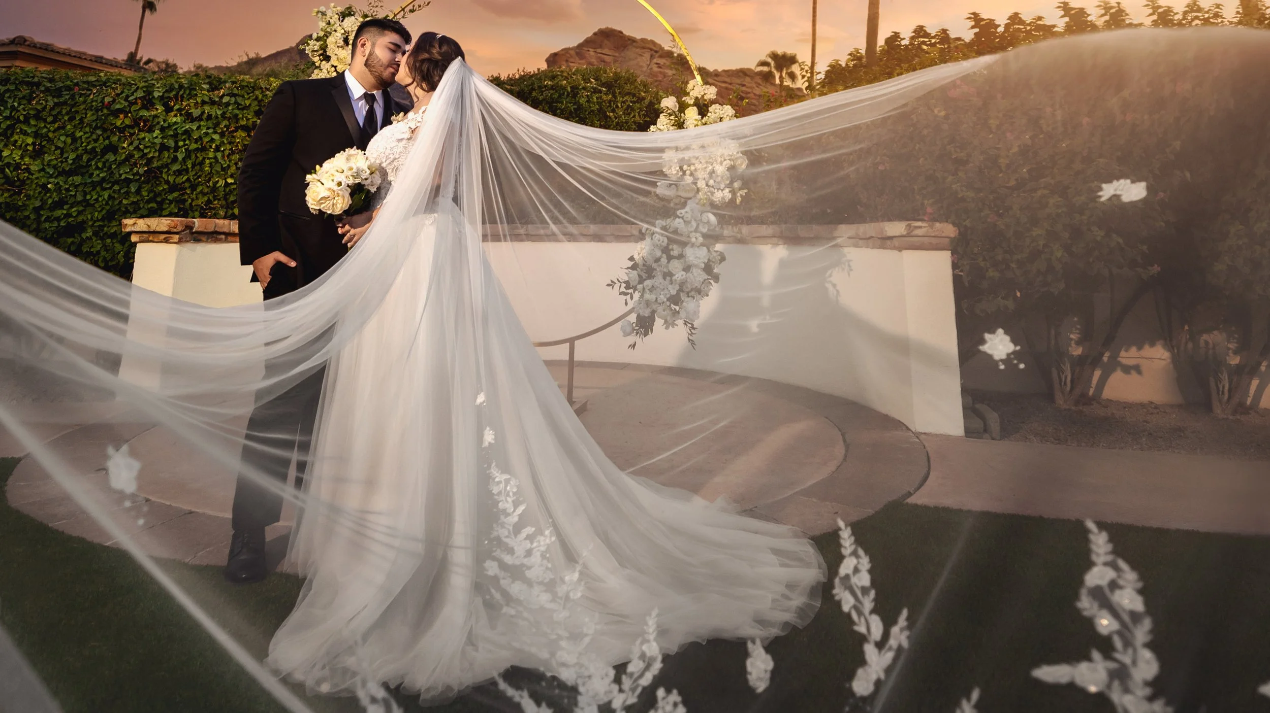 3-luxury-indian-wedding-photography-scottsdale-arizona-santiago-almada.jpg