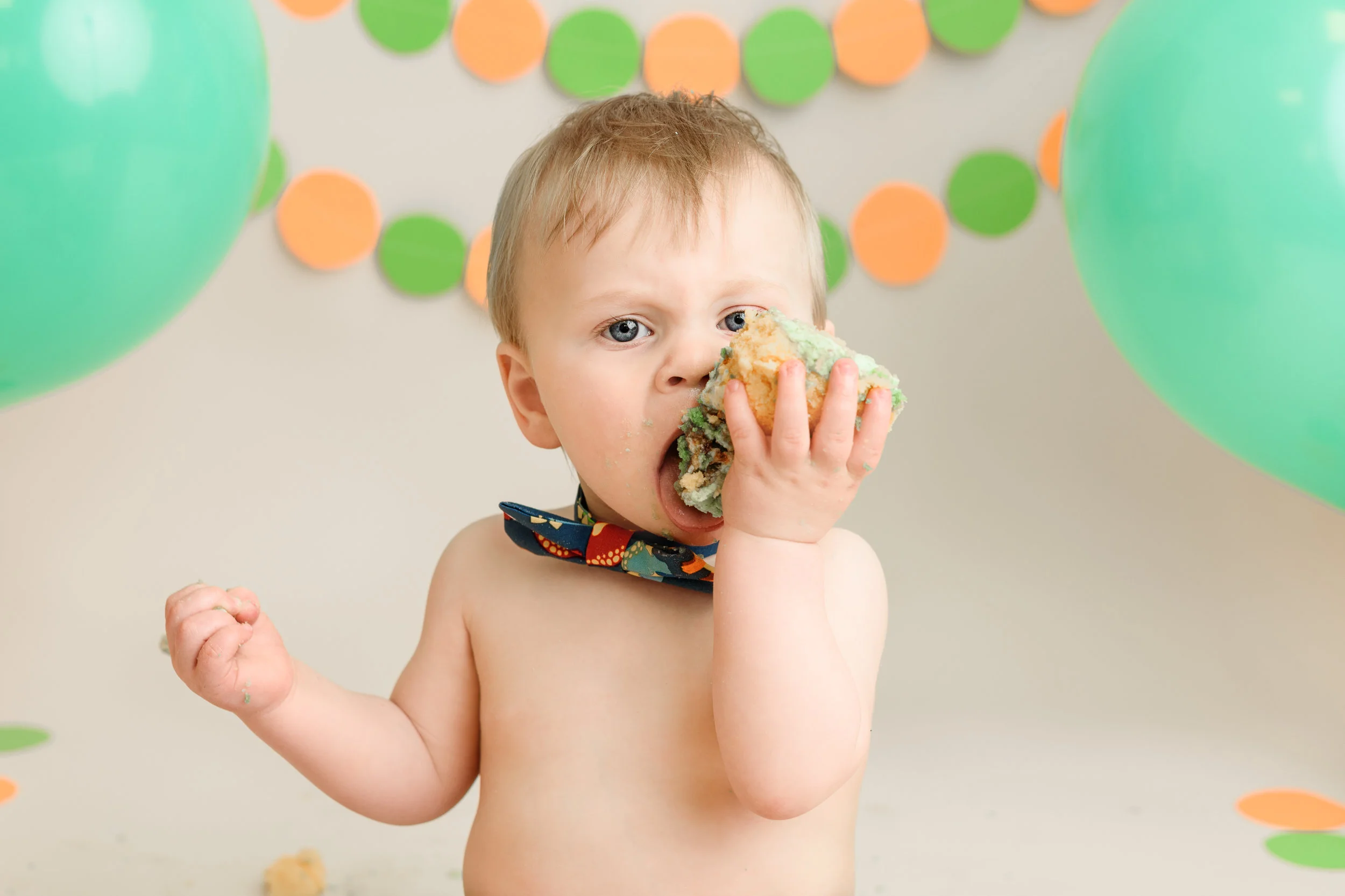 Cake Smash and Splash, Photographer based in Dorset