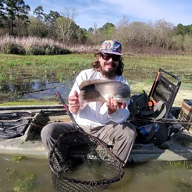 It felt like a good day for a bowfin fish flop. From levitating to oh s*it real fast.
Happy Easter yall!

#houstonflyfishingguideservice #Houstonflyfishing #bowfinonthefly #bowfin #texasflyfishing #diablopaddlesports #lakeconroe #redingtongear #sagef