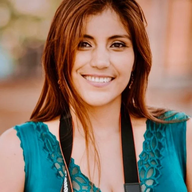 ANA BAÑUELOS