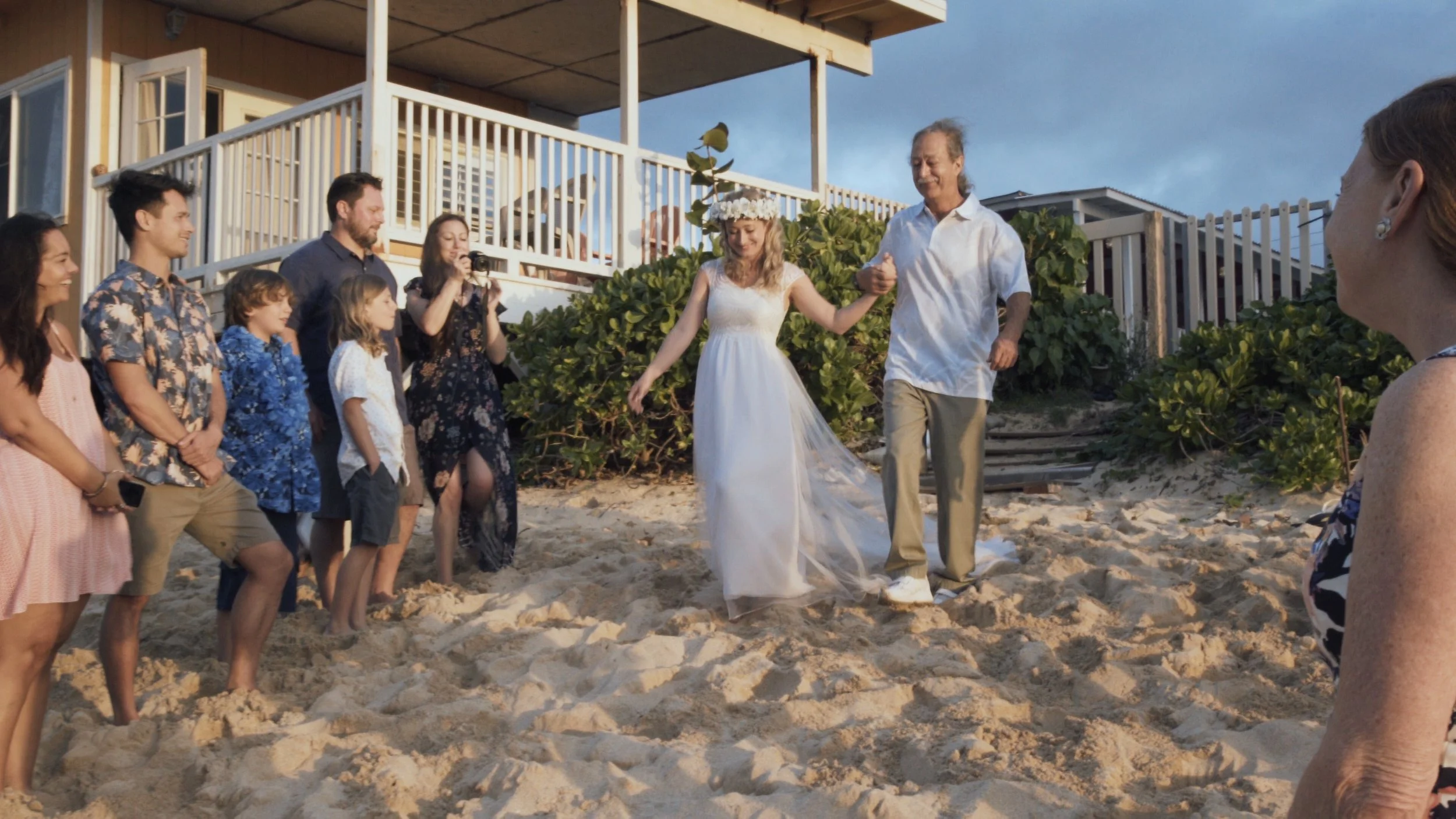 Minimal Millennial Weddings / Black Chalk Magazine / Courtney Barriger