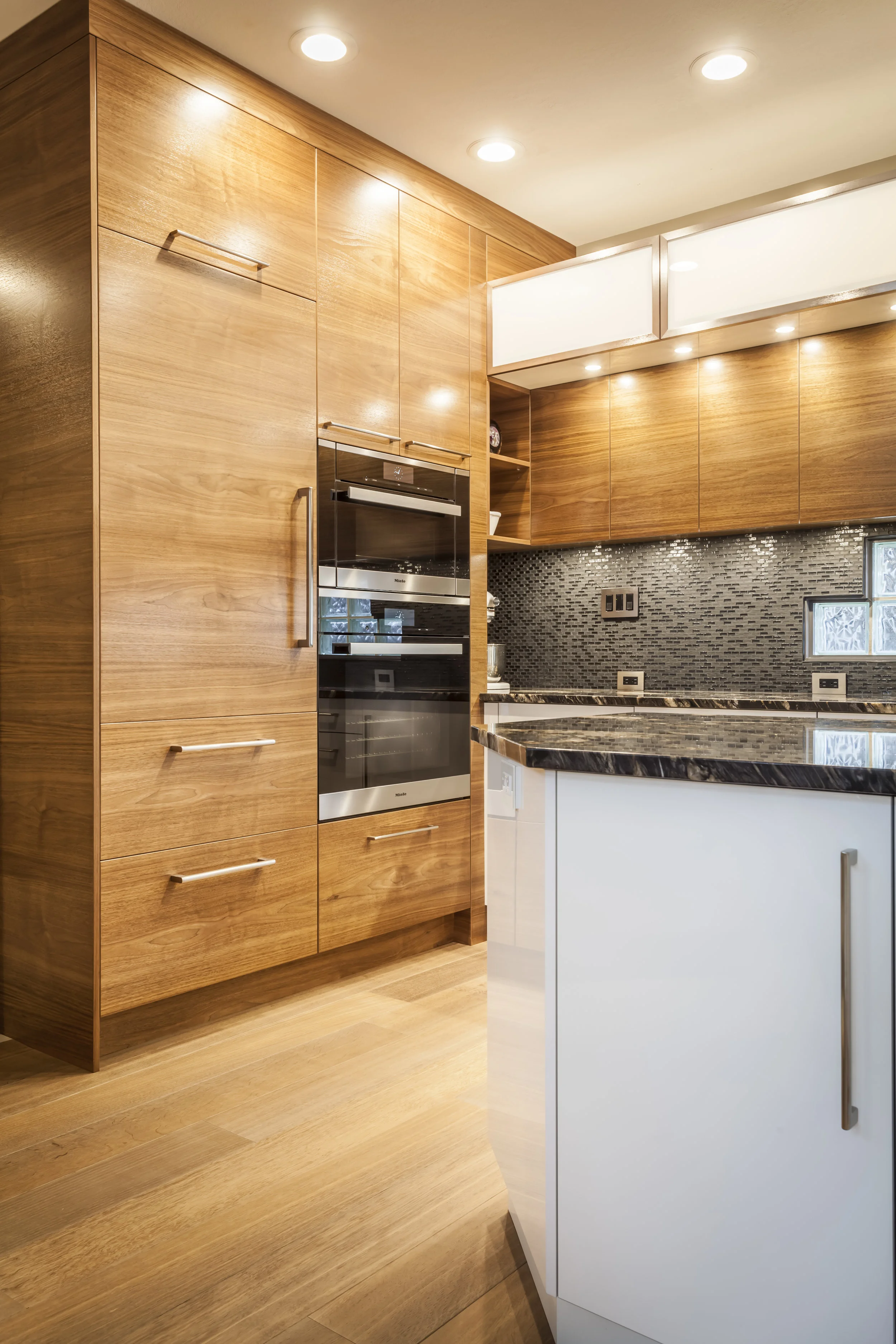 9355 98A St (34 of 40).jpg